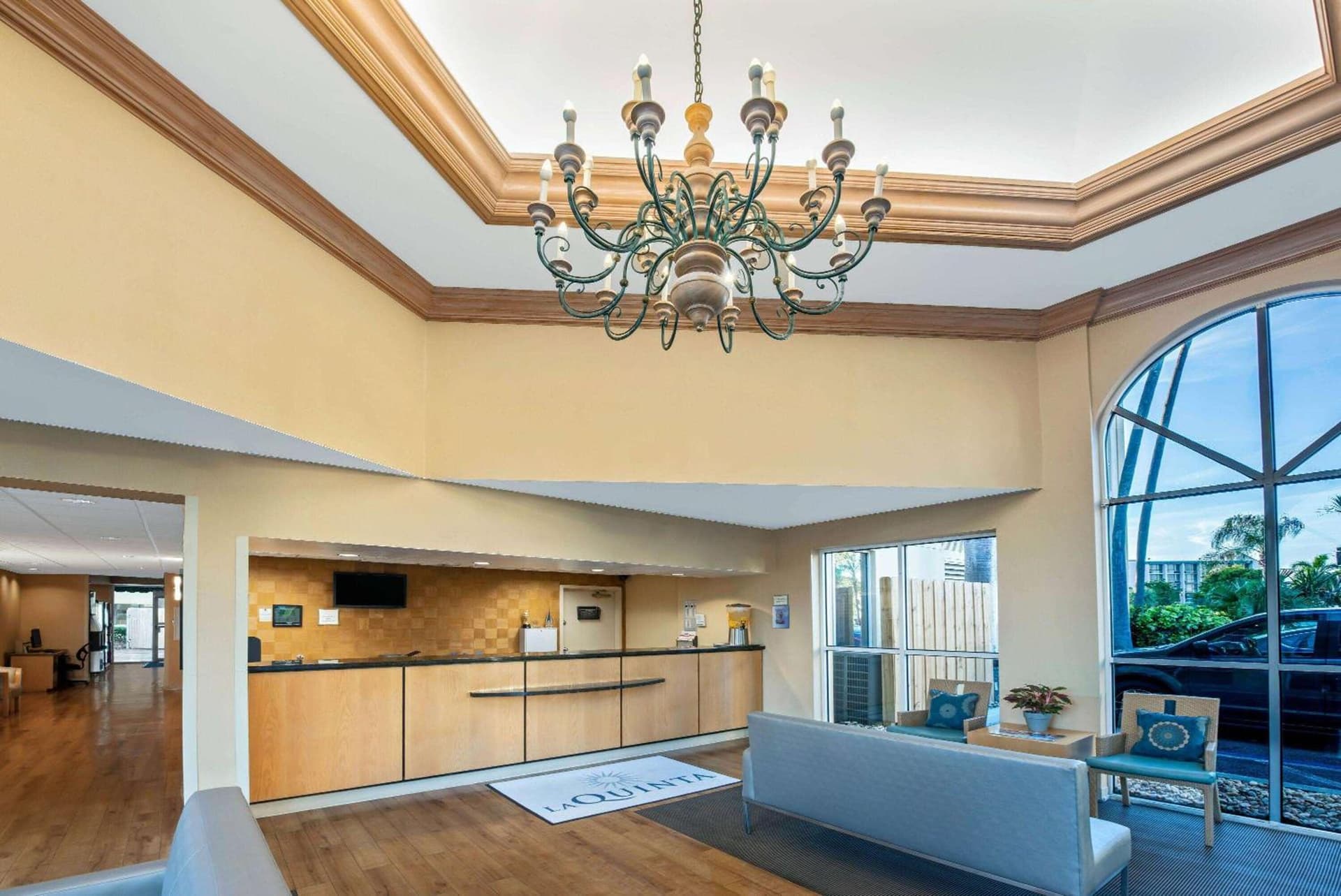 La Quinta by Wyndham West Palm Beach Airport gallery photo in West Palm Beach, FL — image 8