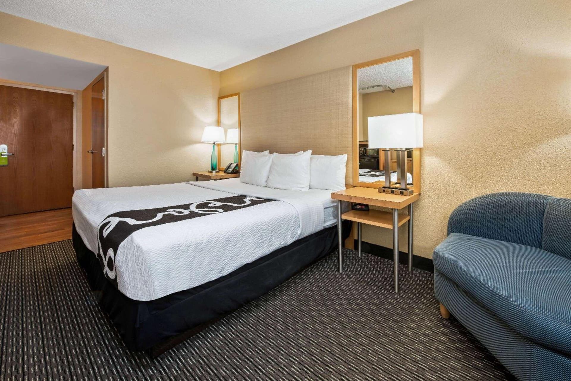 La Quinta by Wyndham West Palm Beach Airport gallery photo in West Palm Beach, FL — image 6