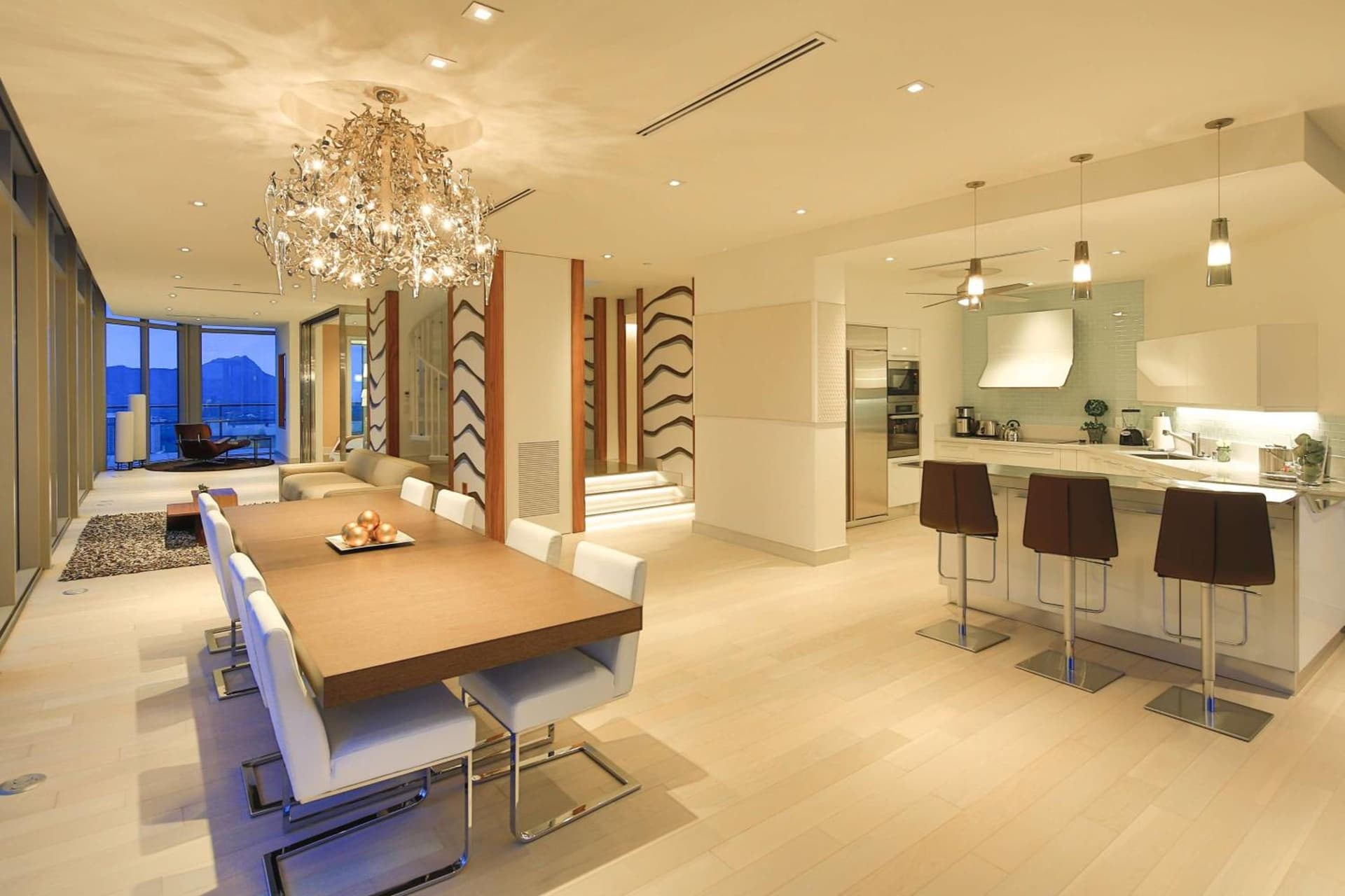 Ka Laʻi Waikiki Beach, LXR Hotels & Resorts gallery photo in Honolulu, HI — image 37