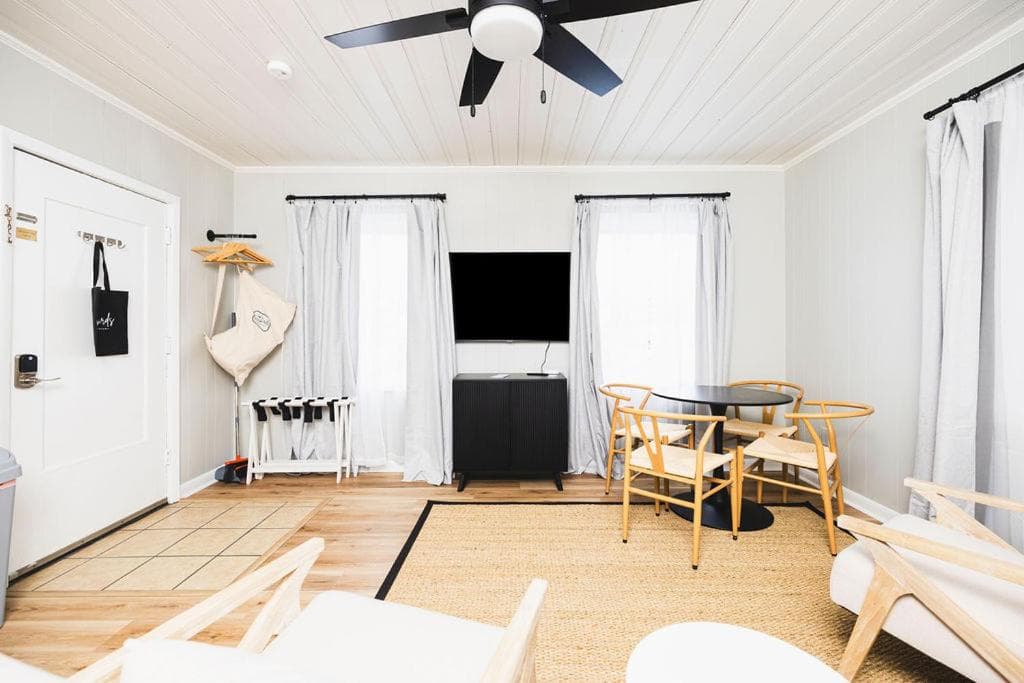 Seabirds Motel At Kure Beach gallery photo in Kure Beach, NC — image 34