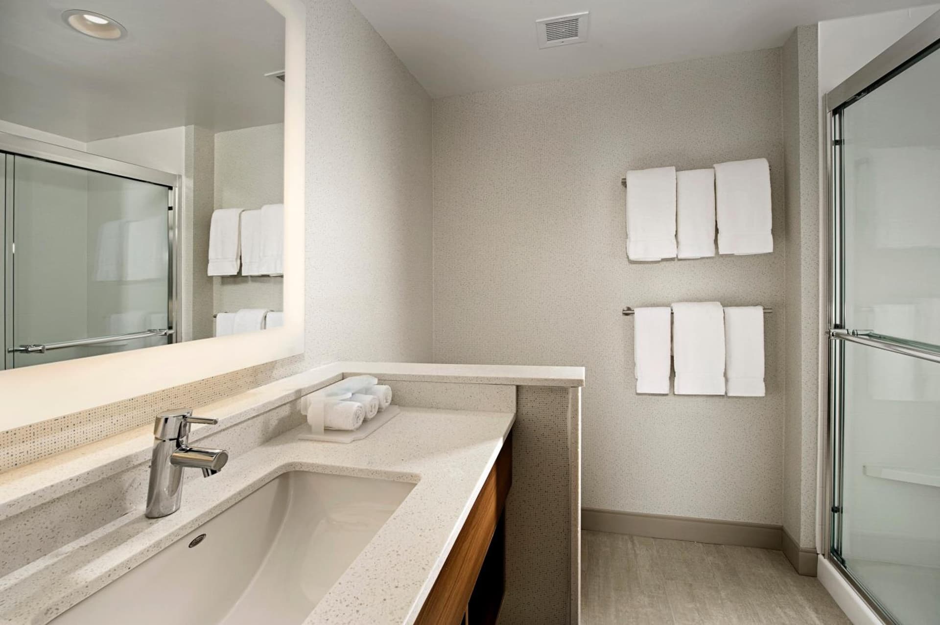 Holiday Inn Express & Suites by IHG Altoona by IHG property views in Altoona, PA — gallery photo 3