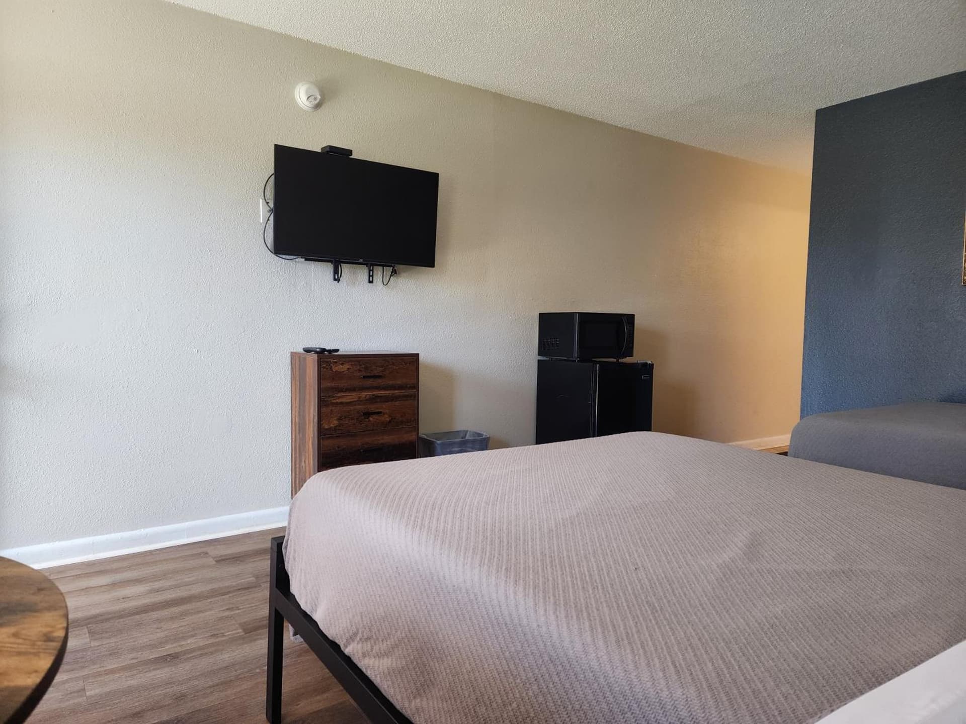 Red Carpet Inn - Houma gallery photo in Houma, LA — image 11