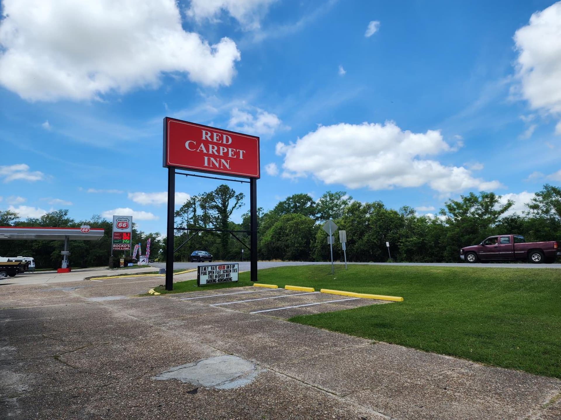 Red Carpet Inn - Houma gallery photo in Houma, LA — image 12