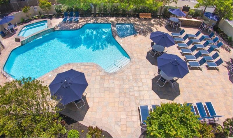 Beachcomber Resort featured exterior or lobby in Avalon, NJ — similar hotel