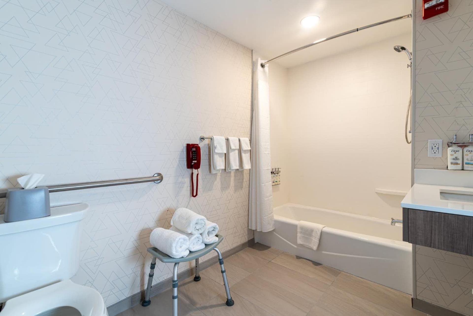 Holiday Inn Express Hotel & Suites Hampton South-Seabrook by IHG gallery photo in Seabrook, NH — image 15