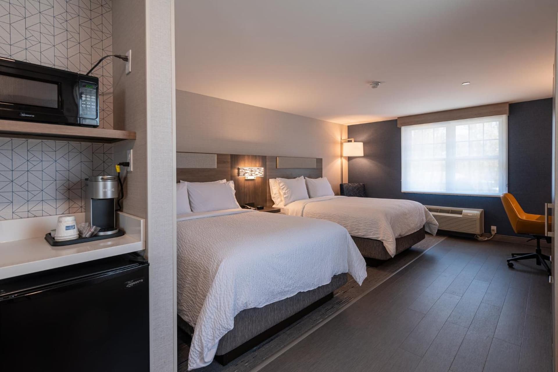 Holiday Inn Express Hotel & Suites Hampton South-Seabrook by IHG gallery photo in Seabrook, NH — image 29