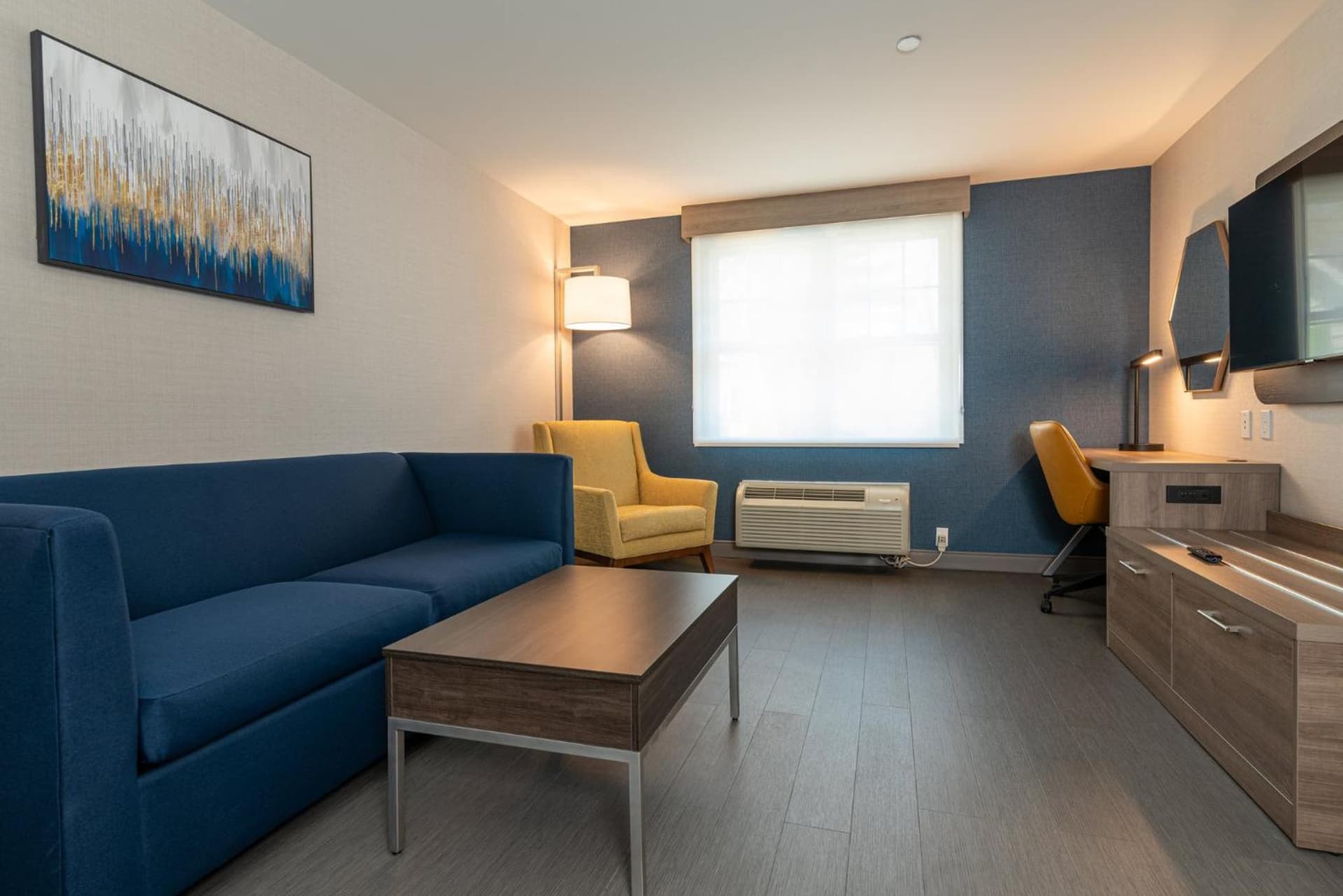 Holiday Inn Express Hotel & Suites Hampton South-Seabrook by IHG gallery photo in Seabrook, NH — image 22