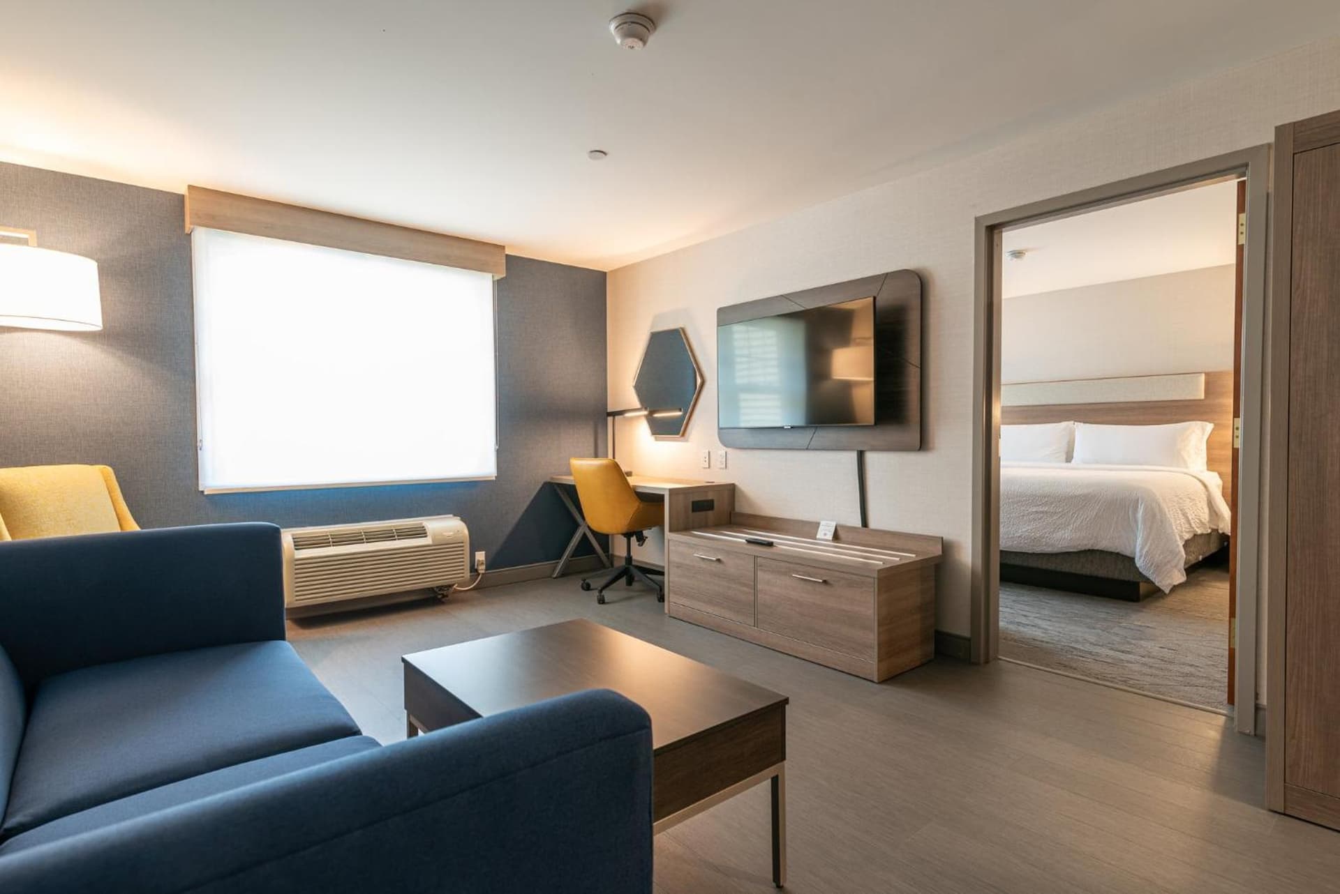 Holiday Inn Express Hotel & Suites Hampton South-Seabrook by IHG gallery photo in Seabrook, NH — image 74