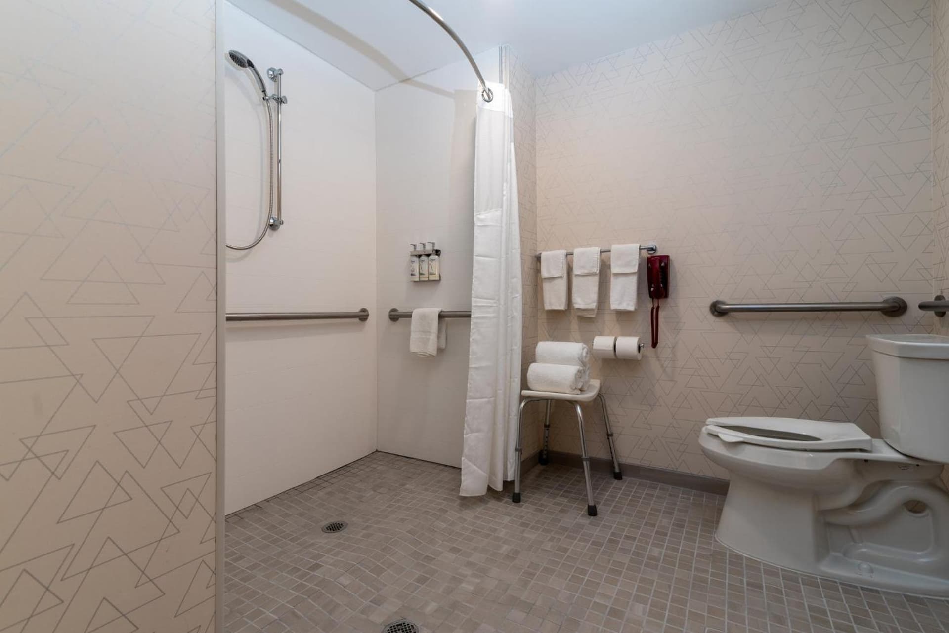 Holiday Inn Express Hotel & Suites Hampton South-Seabrook by IHG gallery photo in Seabrook, NH — image 6