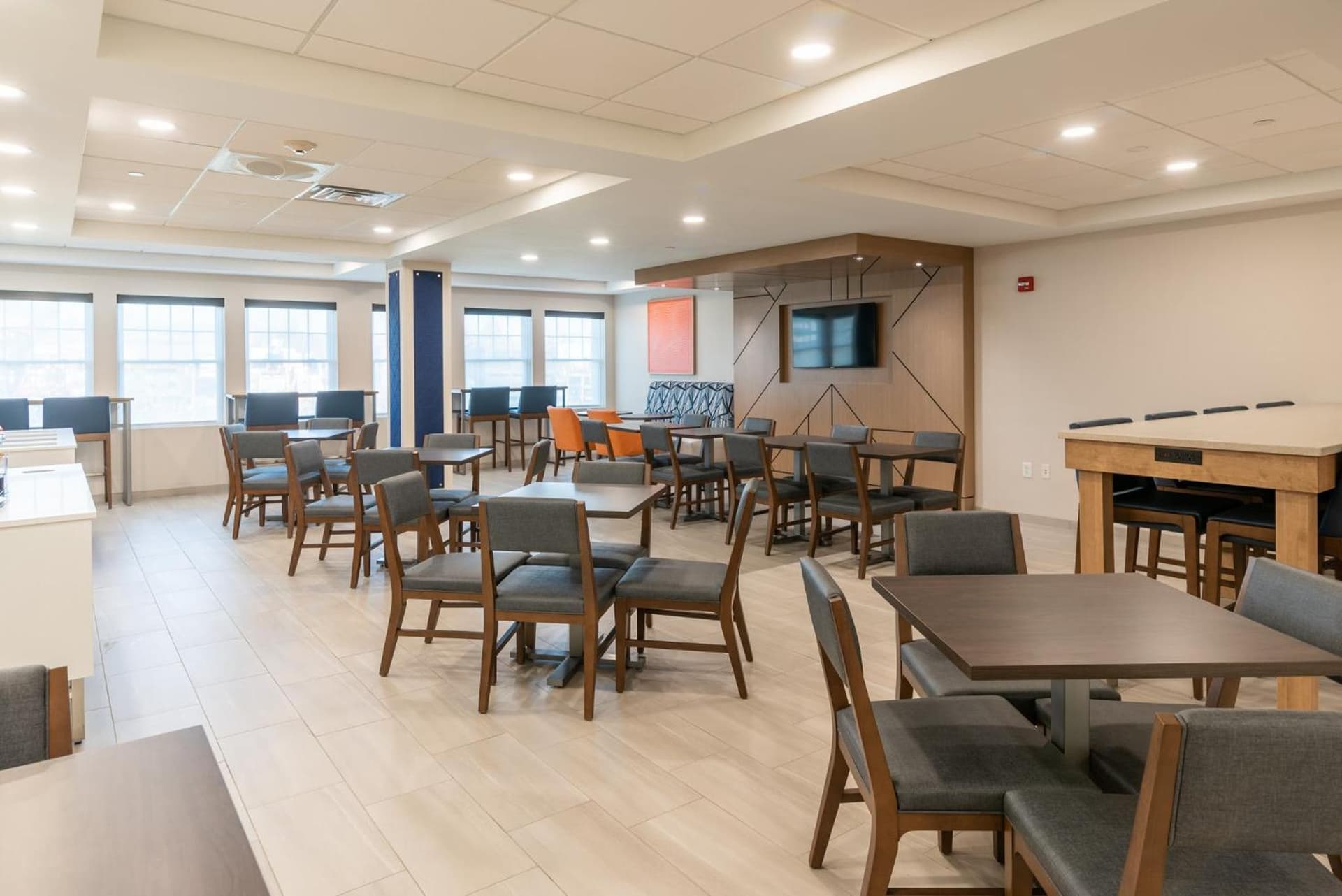 Holiday Inn Express Hotel & Suites Hampton South-Seabrook by IHG gallery photo in Seabrook, NH — image 37