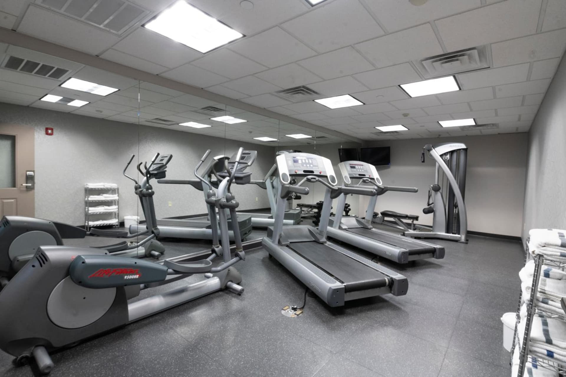 Country Inn & Suites by Radisson, Harrisburg - Hershey West, PA gallery photo in Harrisburg, PA — image 38