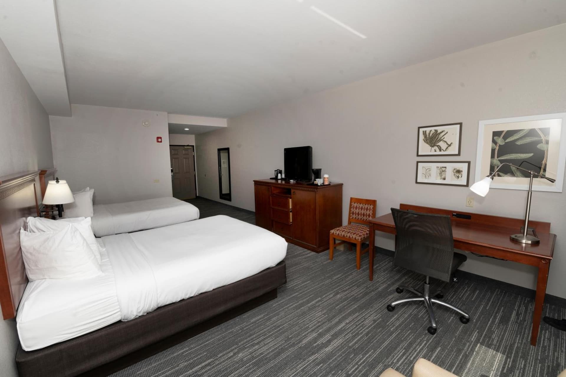 Country Inn & Suites by Radisson, Harrisburg - Hershey West, PA interior in Harrisburg, PA — gallery photo 2