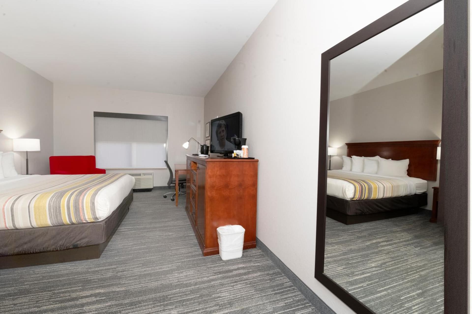 Country Inn & Suites by Radisson, Harrisburg - Hershey West, PA gallery photo in Harrisburg, PA — image 30