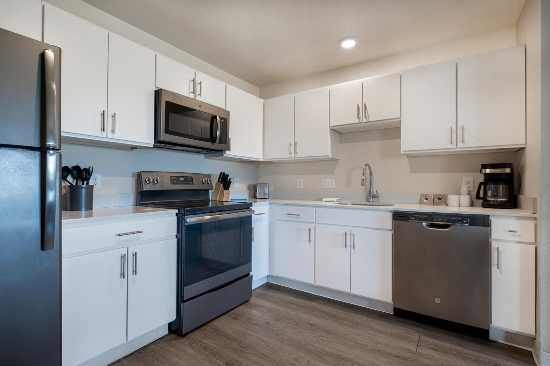 Soka Suites Dallas - Las Colinas gallery photo in Irving, TX — image 25