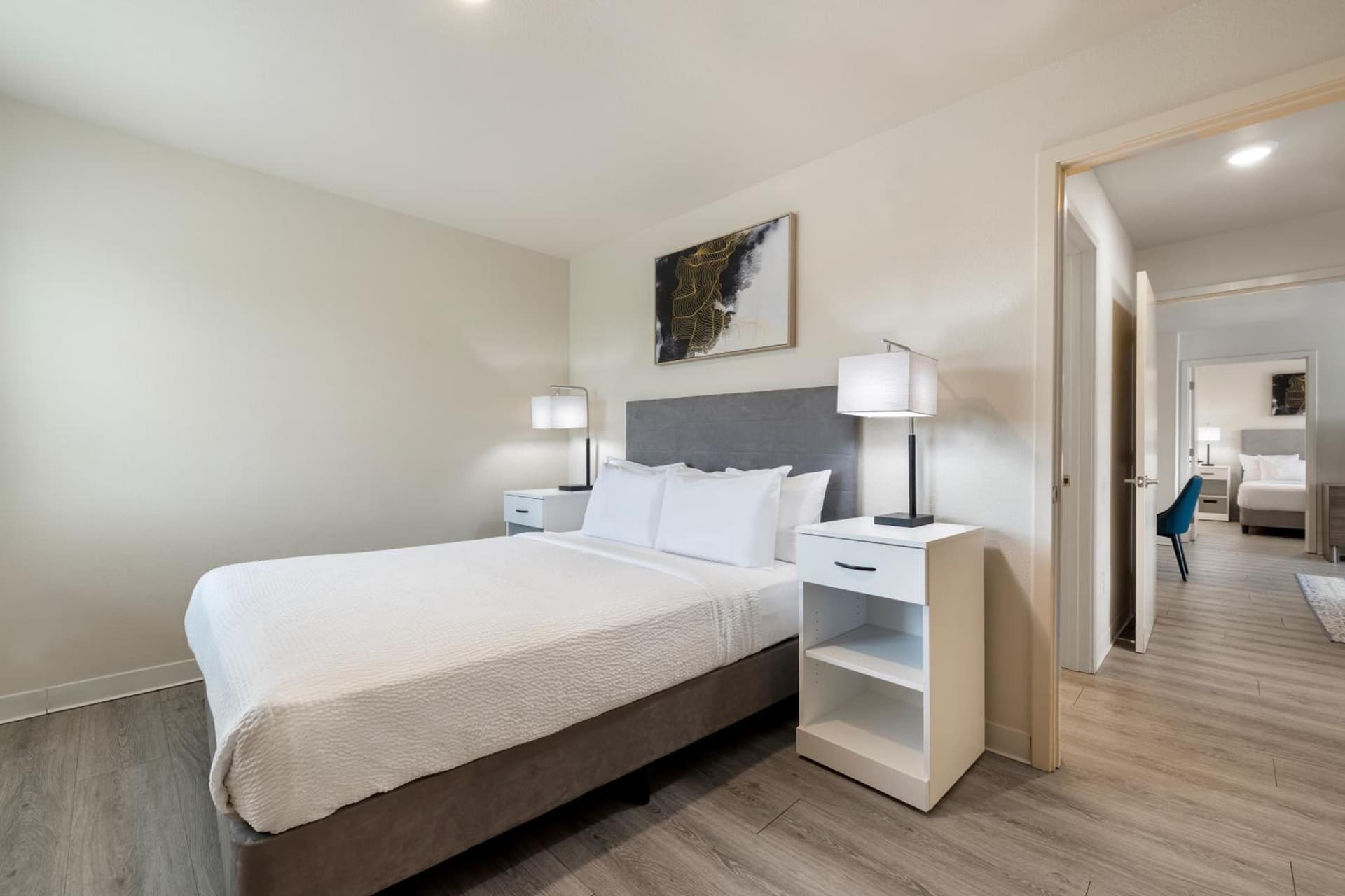 Soka Suites Dallas - Las Colinas gallery photo in Irving, TX — image 18