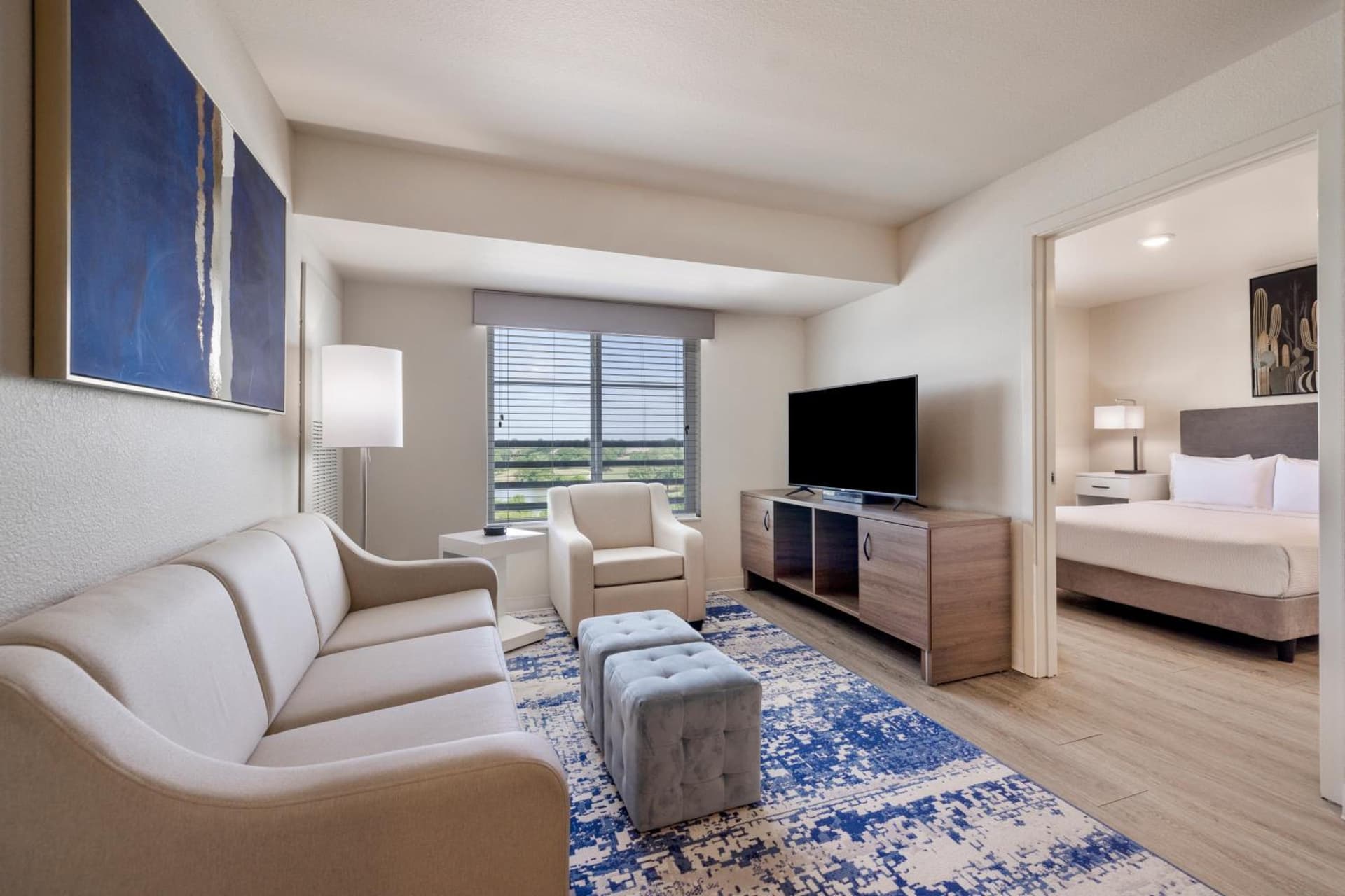 Soka Suites Dallas - Las Colinas gallery photo in Irving, TX — image 24