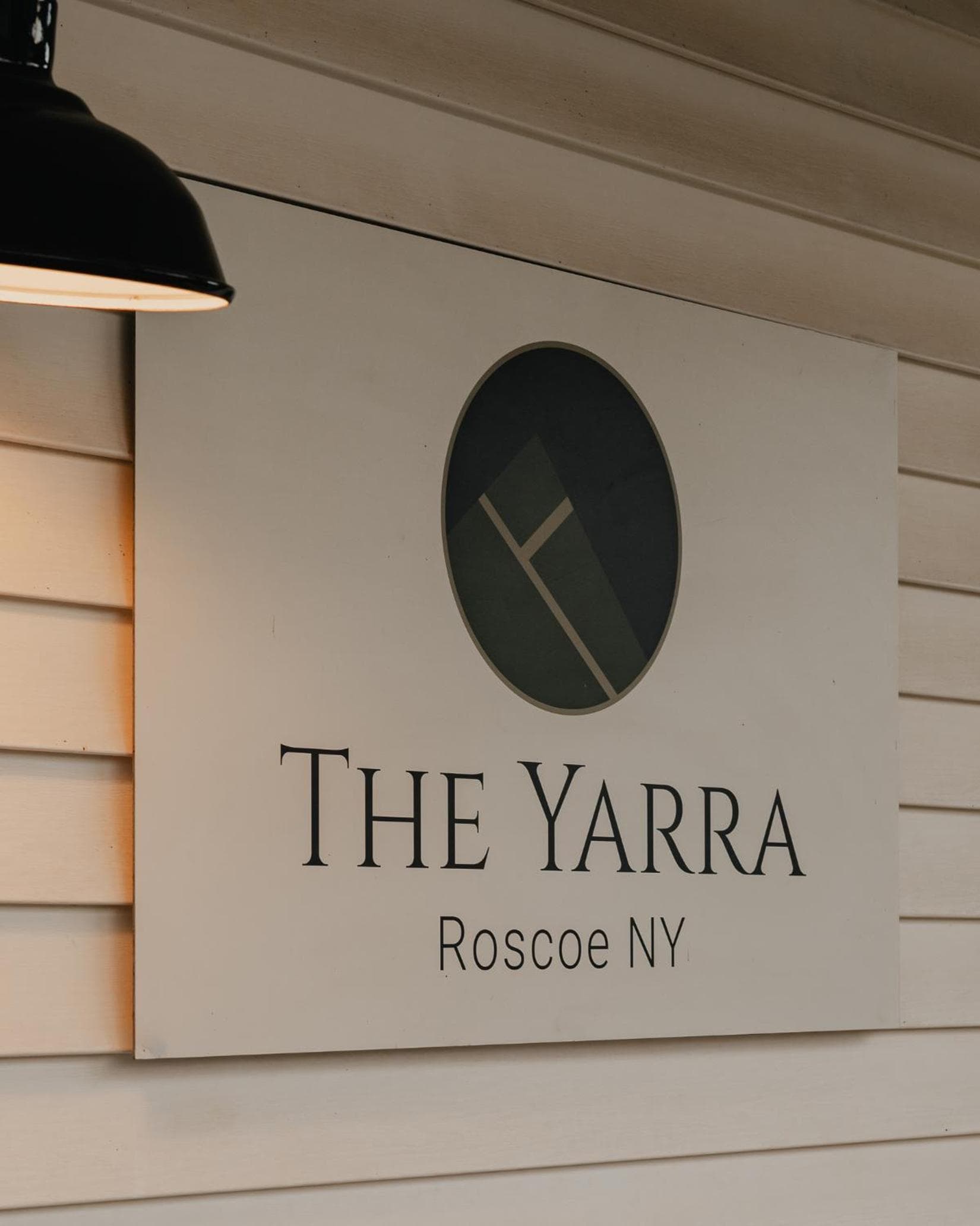The Yarra interior in Roscoe, NY — gallery photo 2