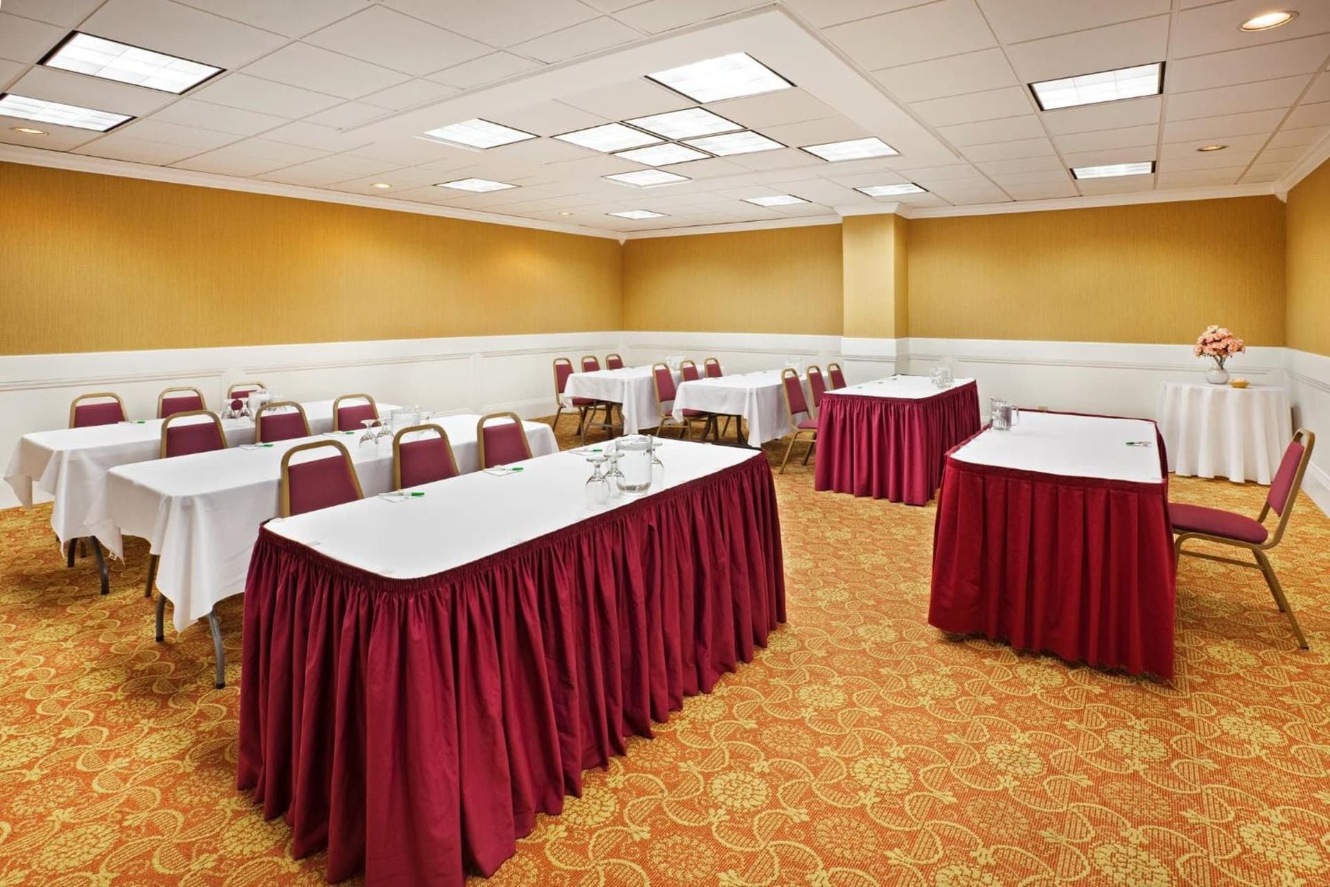 Holiday Inn Johnson City by IHG gallery photo in Johnson City, TN — image 48