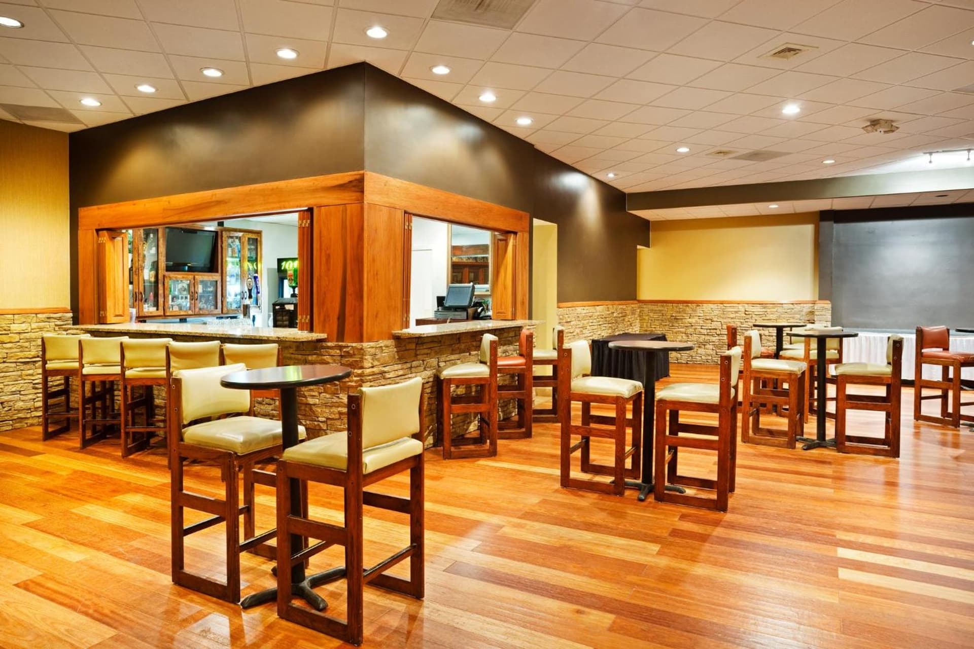 Holiday Inn Johnson City by IHG gallery photo in Johnson City, TN — image 37