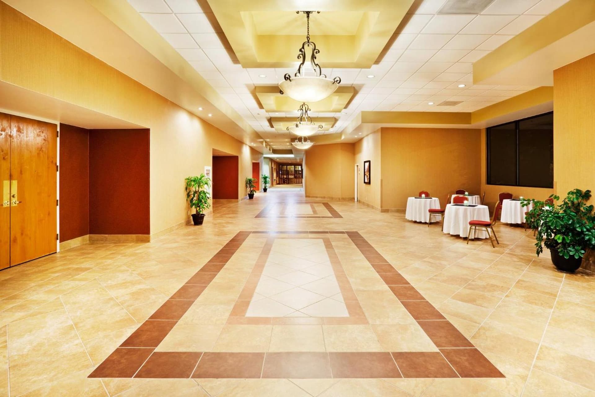 Holiday Inn Johnson City by IHG gallery photo in Johnson City, TN — image 41