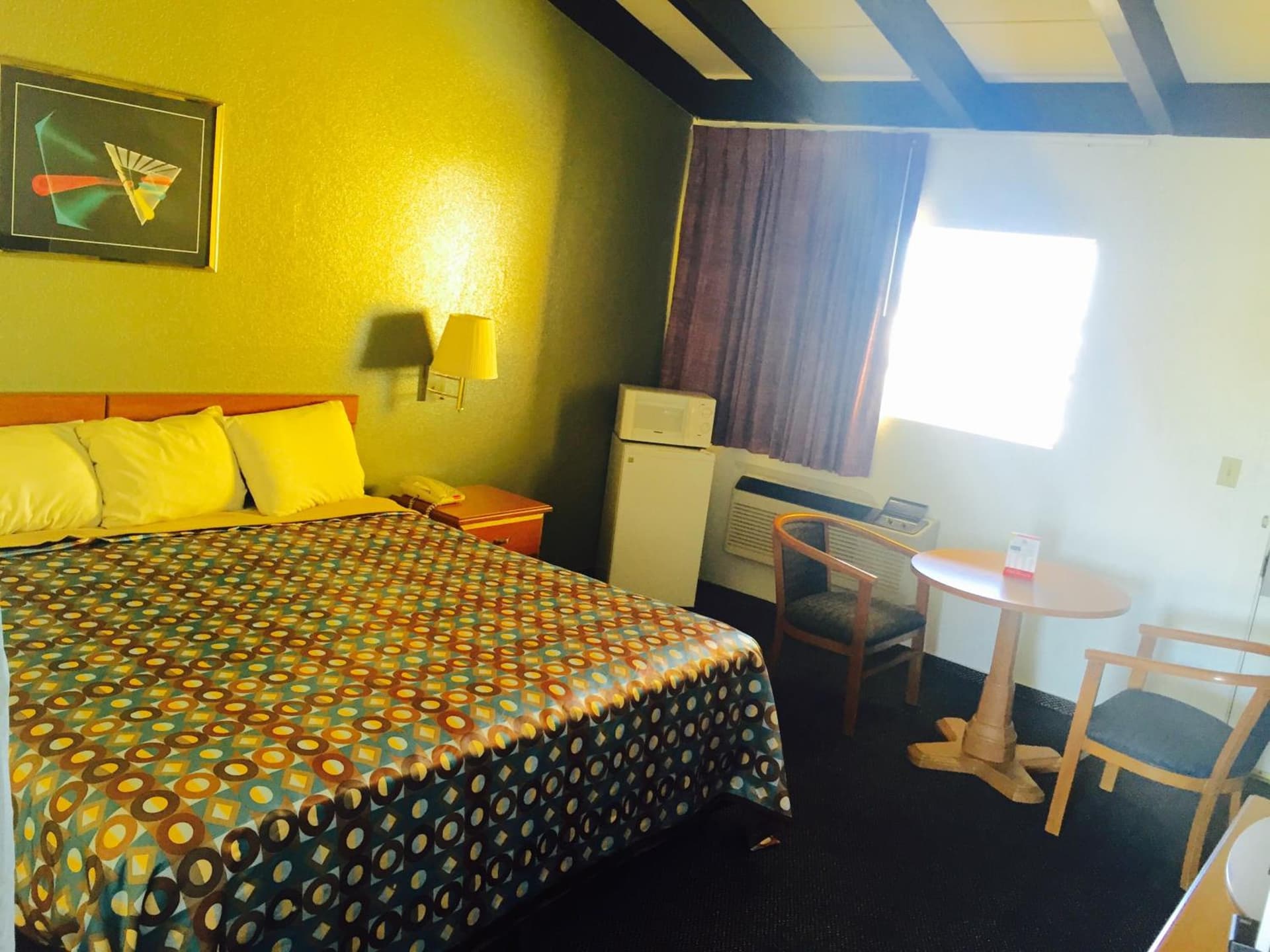Americas Best Value Inn New Braunfels property views in New Braunfels, TX — gallery photo 3