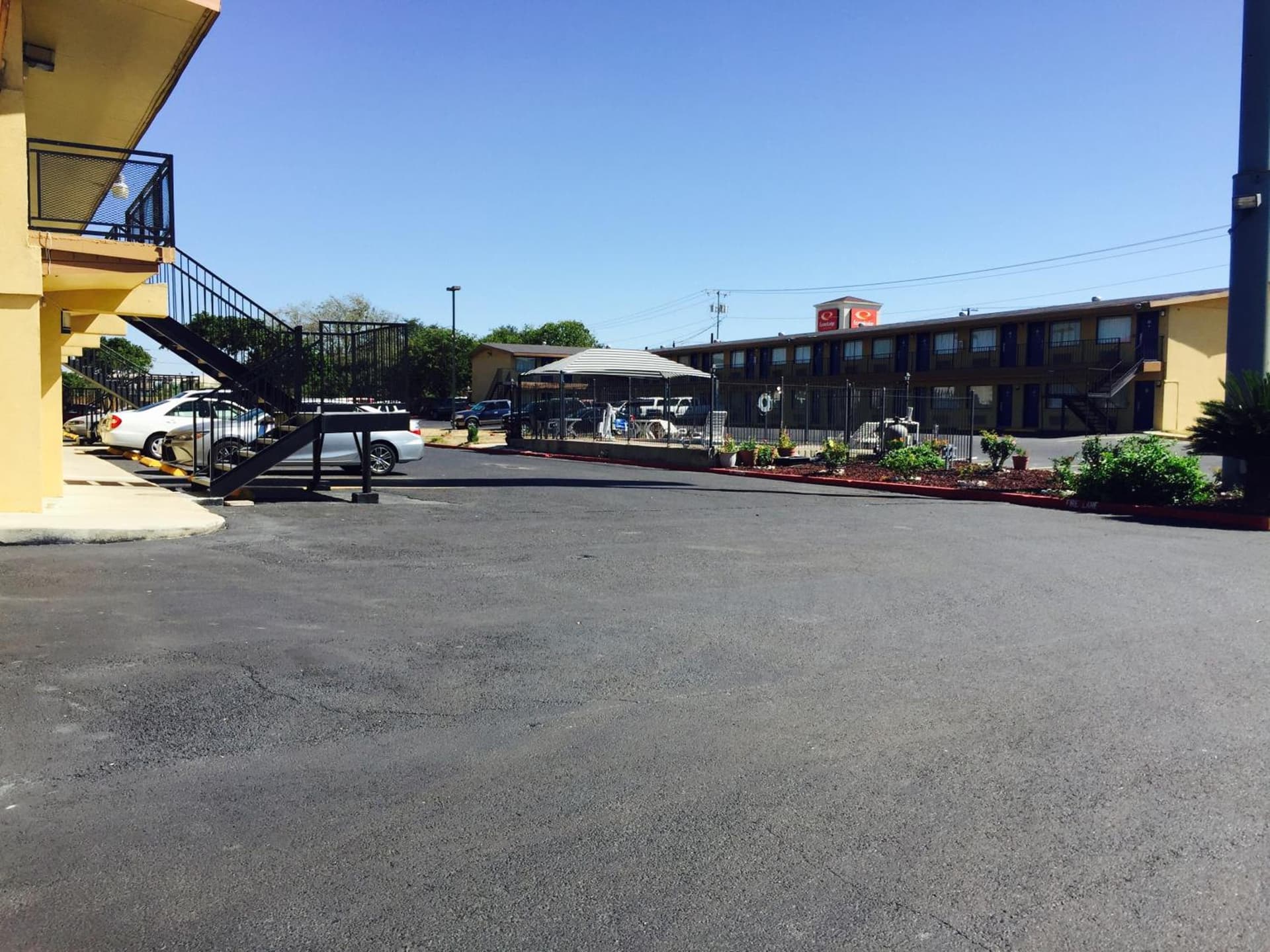 Americas Best Value Inn New Braunfels gallery photo in New Braunfels, TX — image 6