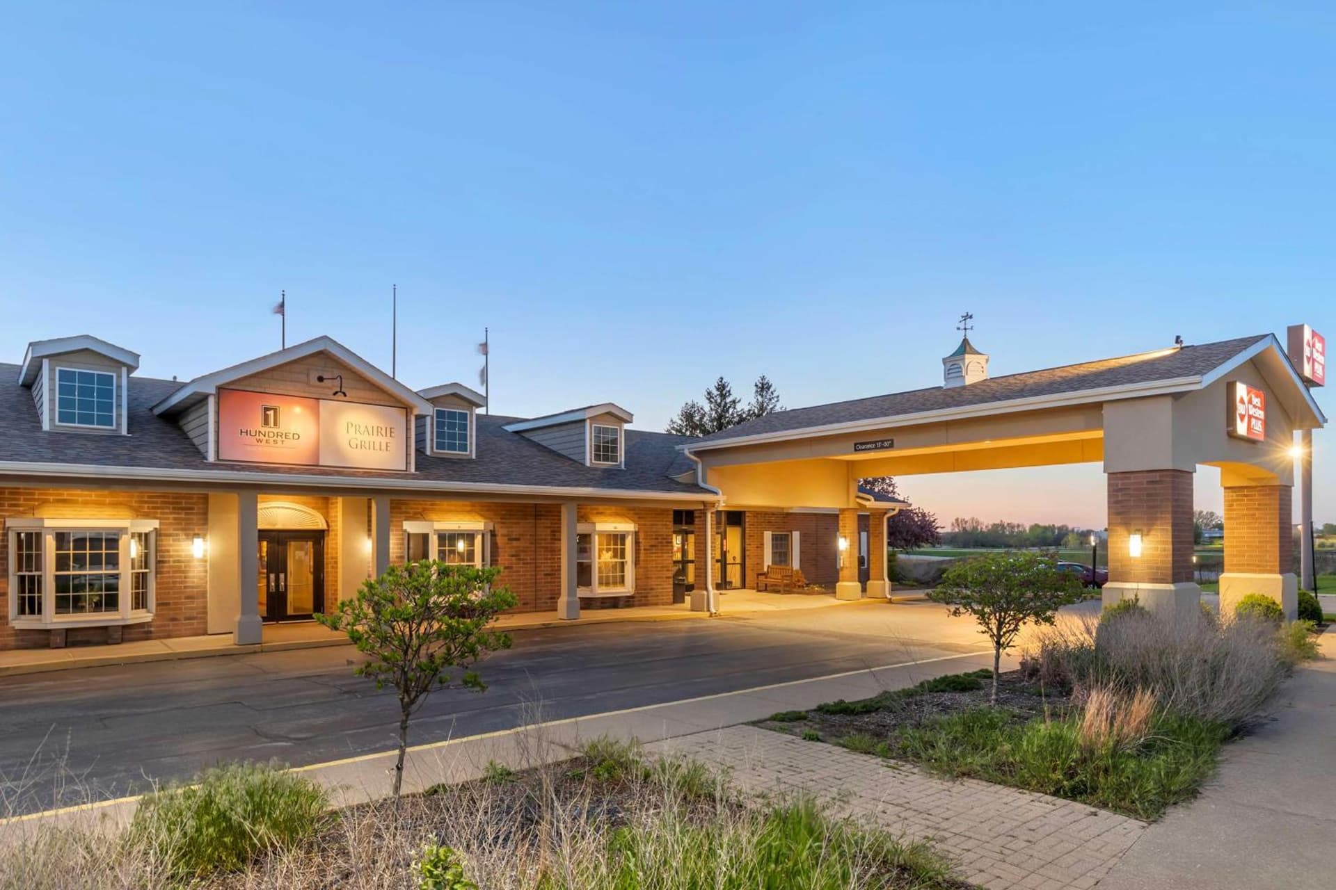 Best Western Plus Steeplegate Inn gallery photo in Davenport, IA — image 15