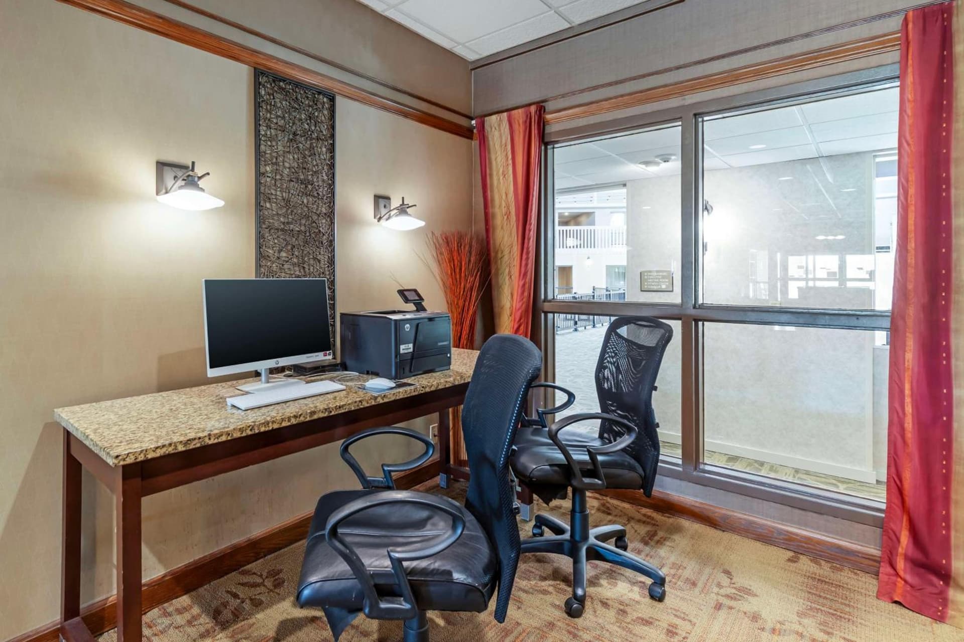 Best Western Plus Steeplegate Inn gallery photo in Davenport, IA — image 29