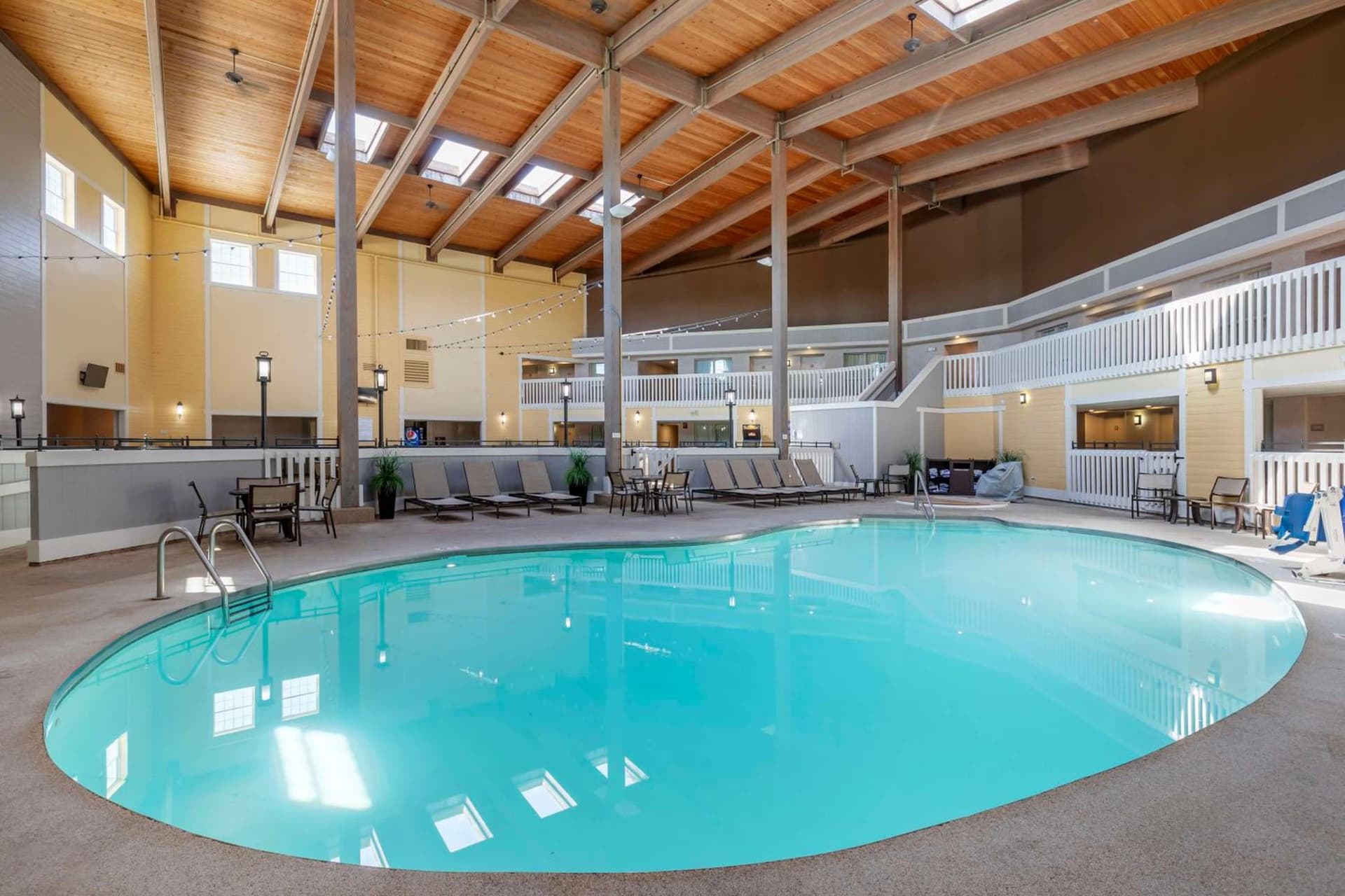 Best Western Plus Steeplegate Inn property views in Davenport, IA — gallery photo 3