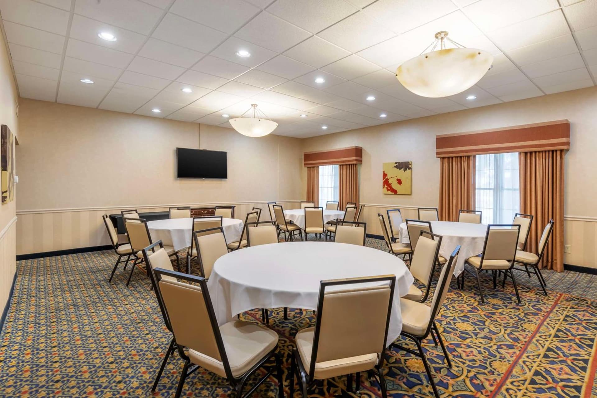 Best Western Plus Steeplegate Inn gallery photo in Davenport, IA — image 49