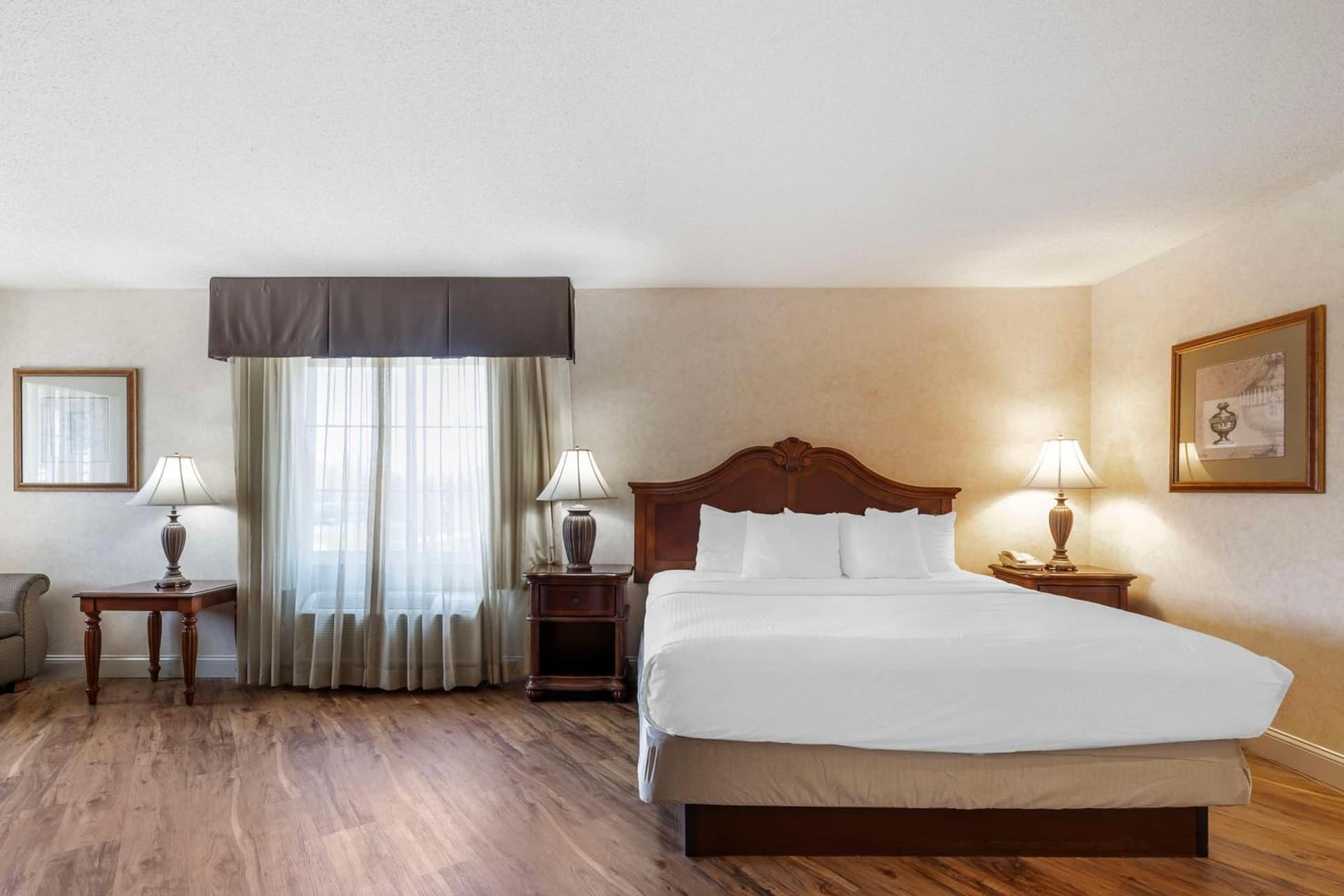 Best Western Plus Steeplegate Inn gallery photo in Davenport, IA — image 37