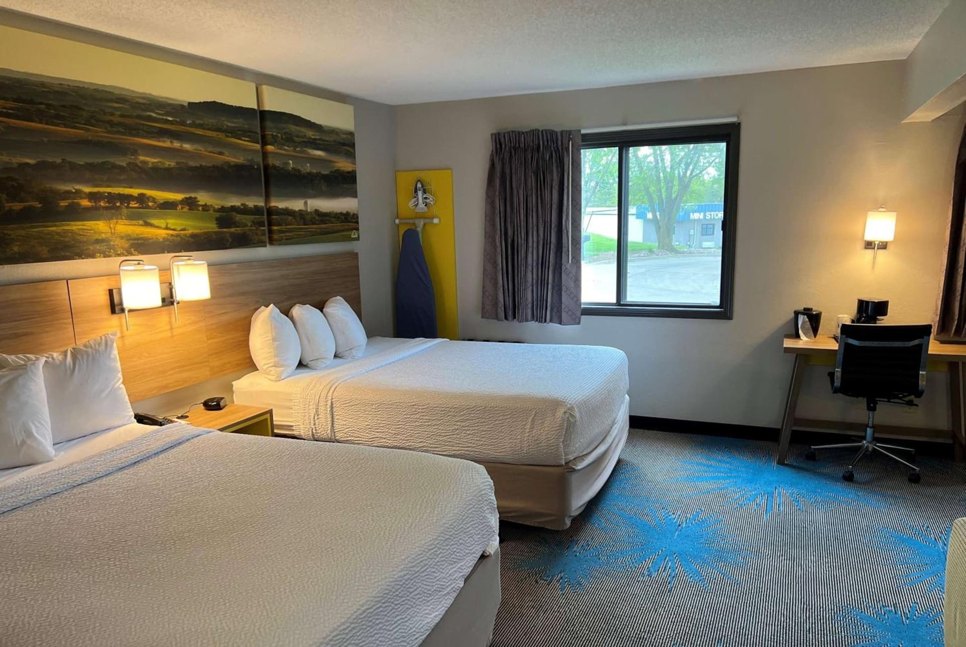 Days Inn & Suites by Wyndham Des Moines Airport gallery photo in Des Moines, IA — image 30