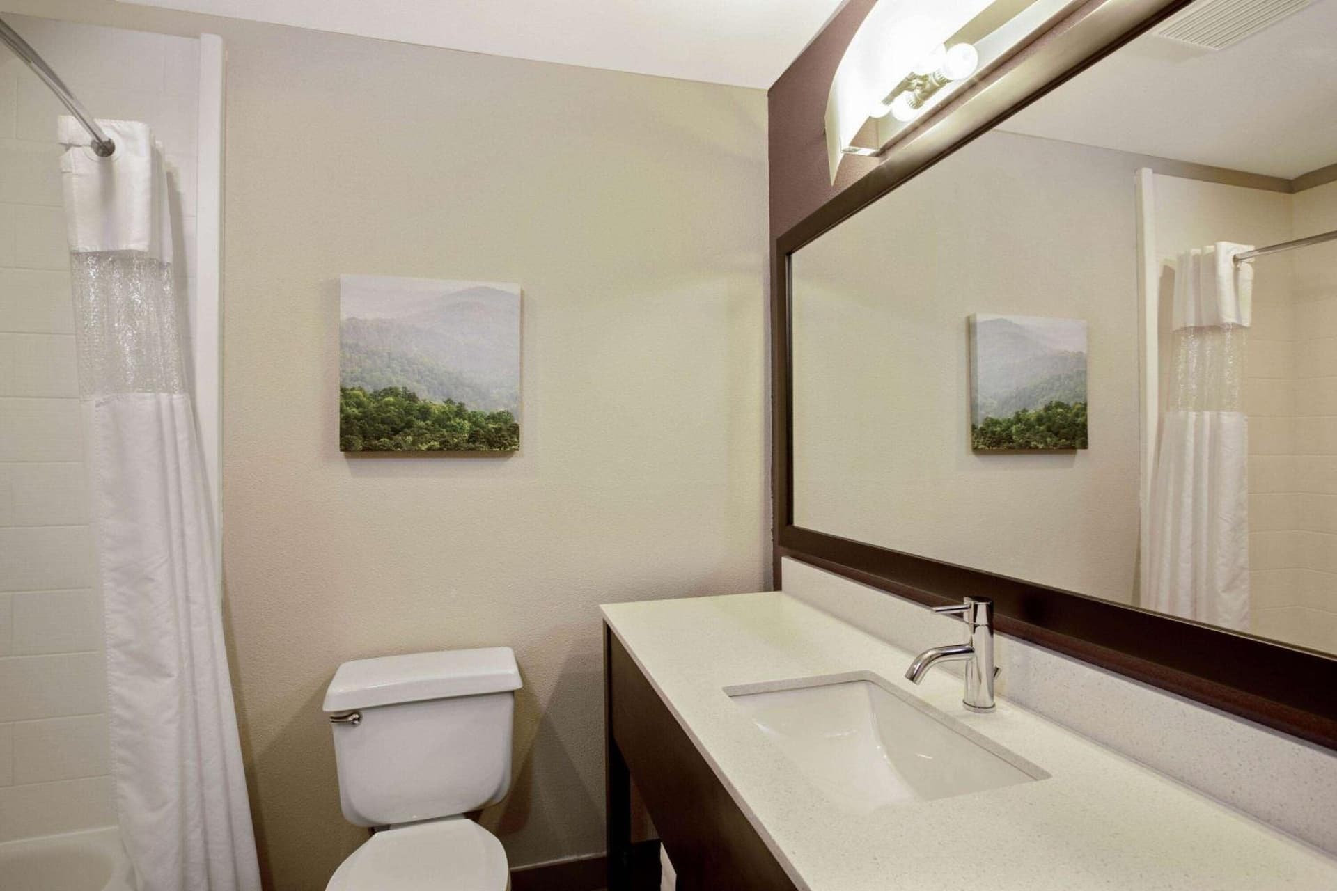 La Quinta by Wyndham Fayetteville gallery photo in Fayetteville, AR — image 6