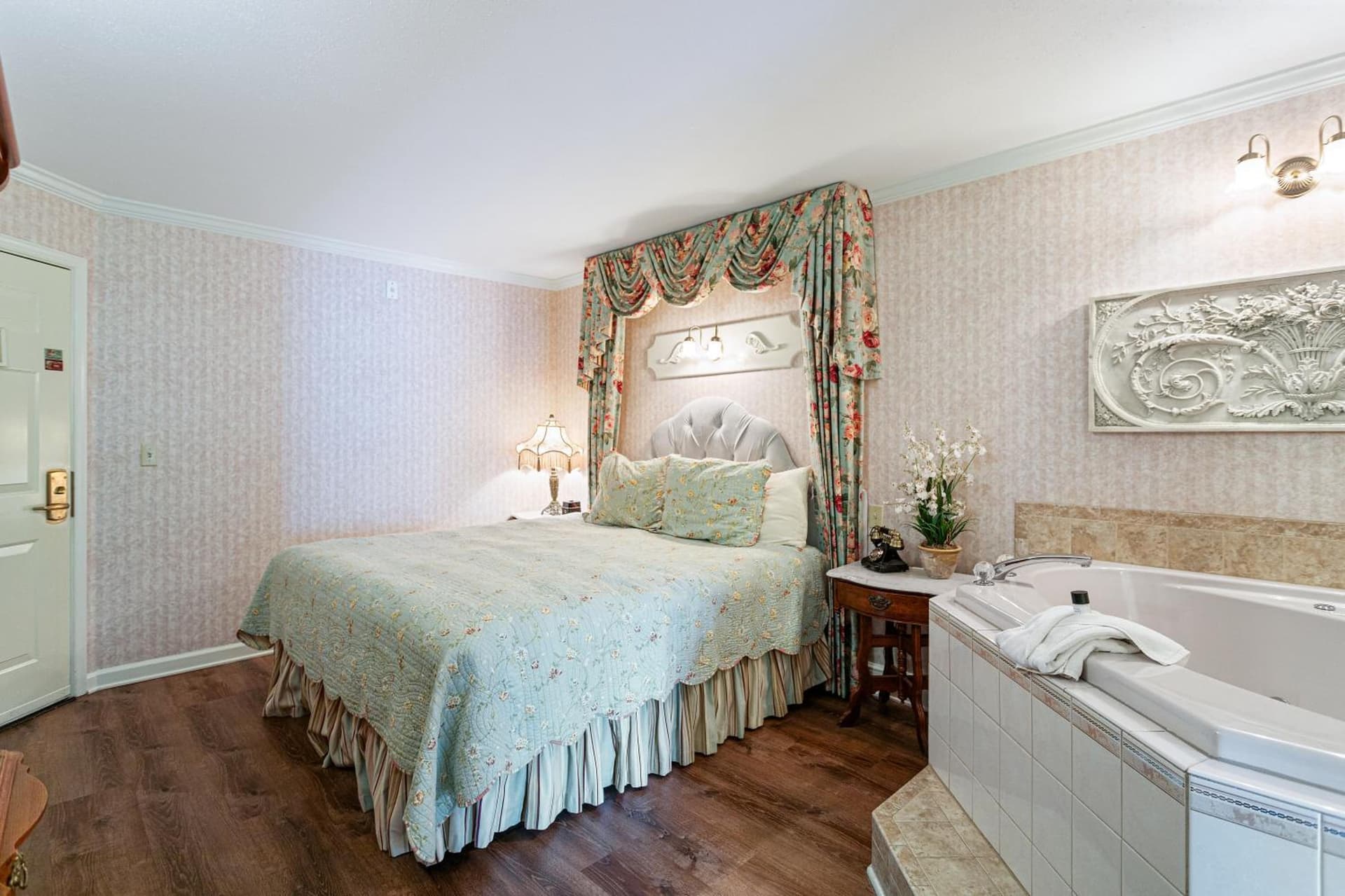 Boardwalk Plaza Hotel gallery photo in Rehoboth Beach, DE — image 44