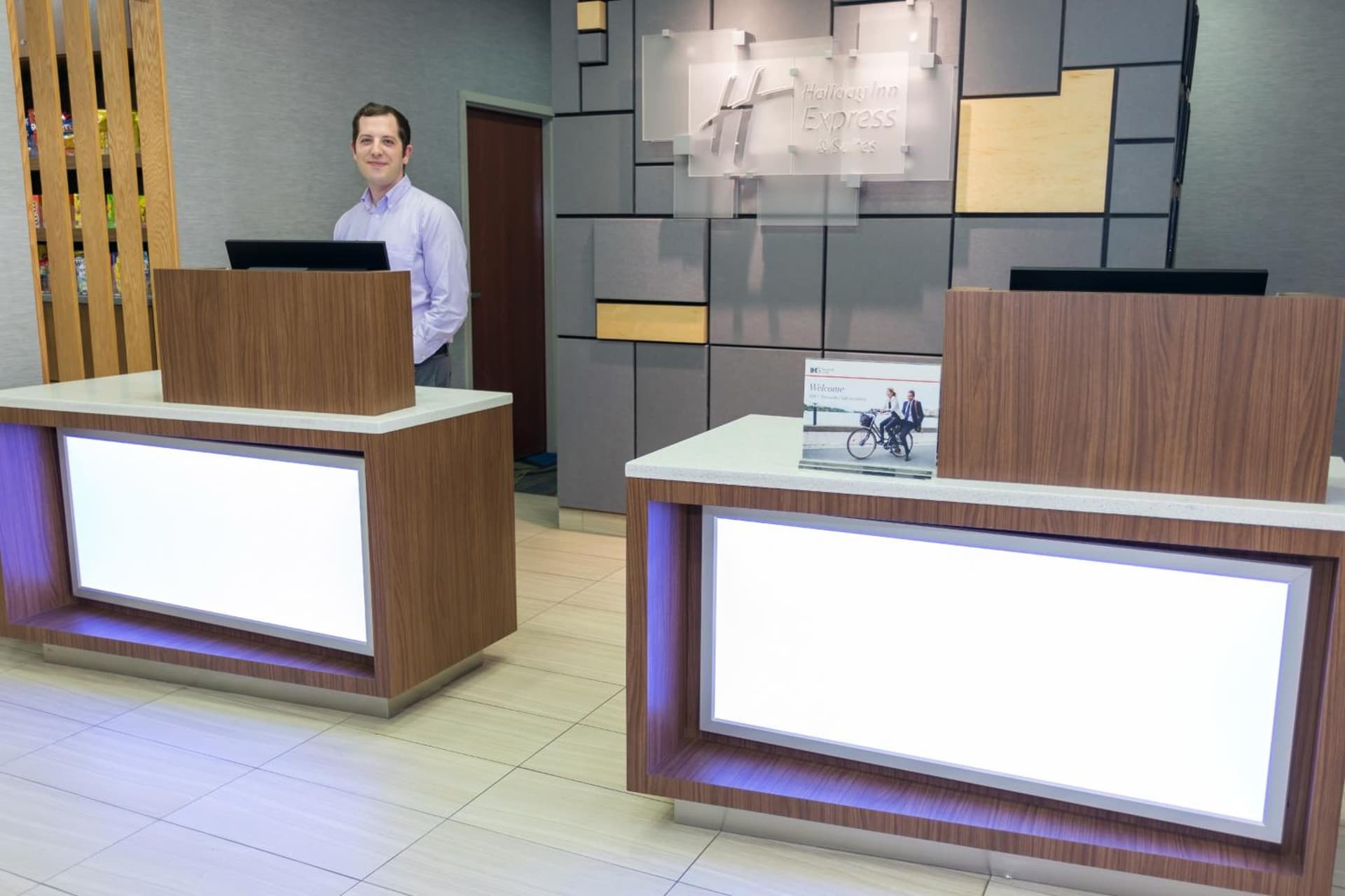 Holiday Inn Express Hotel & Suites Athens by IHG interior in Athens, AL — gallery photo 2