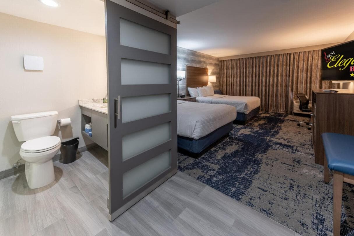 MCM Elegante Hotel property views in Odessa, TX — gallery photo 3
