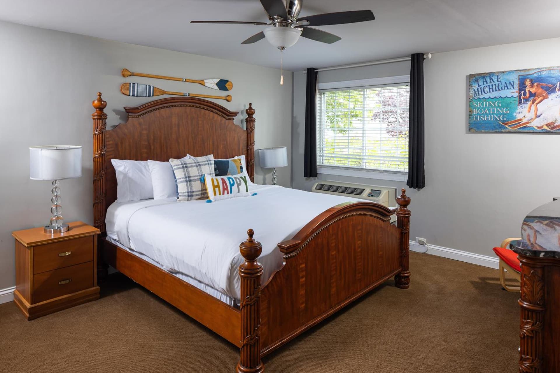 Harbor Town, BW Signature Collection interior in Manitowoc, WI — gallery photo 2