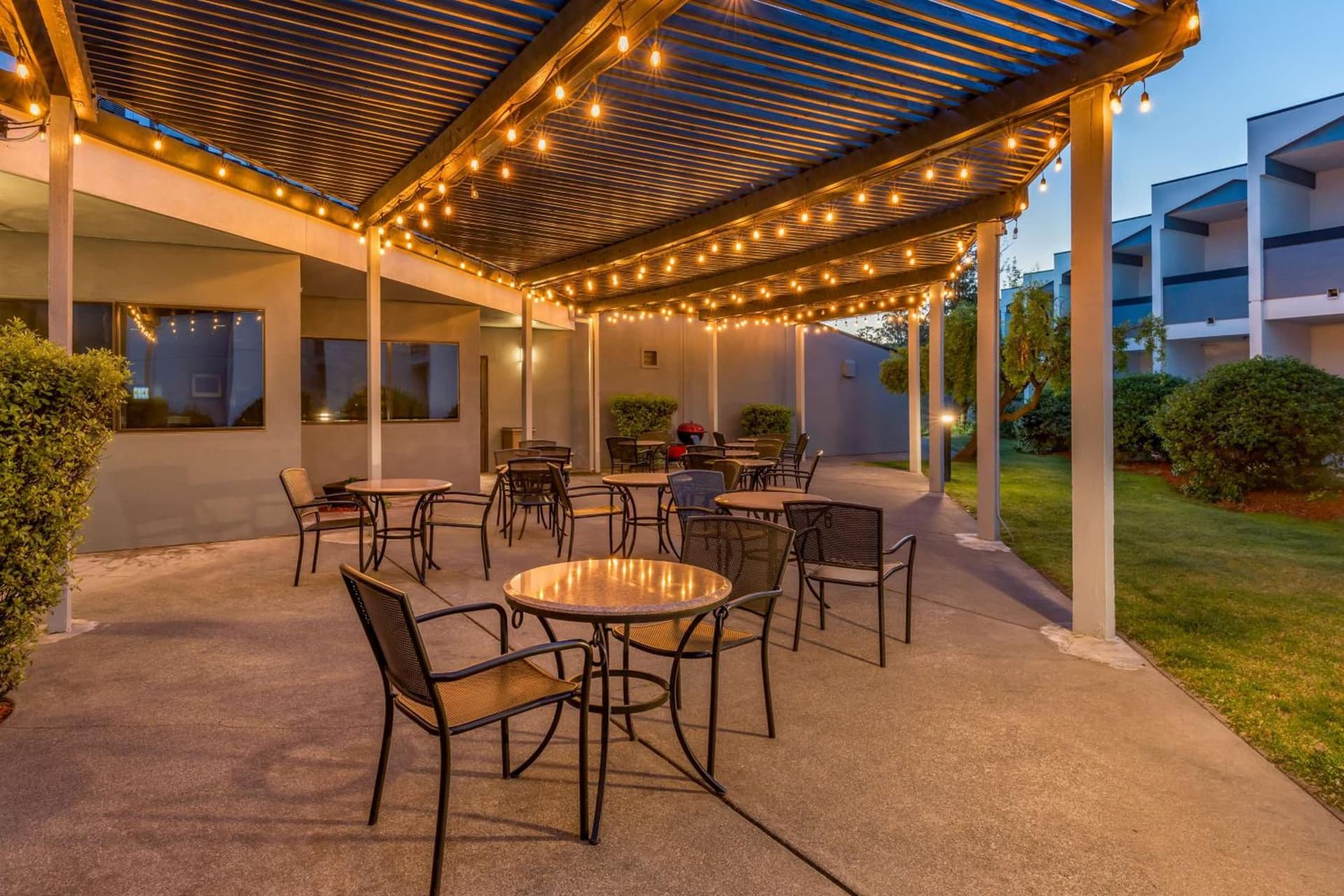 Best Western Plus Wine Country Inn & Suites gallery photo in Santa Rosa, CA — image 73