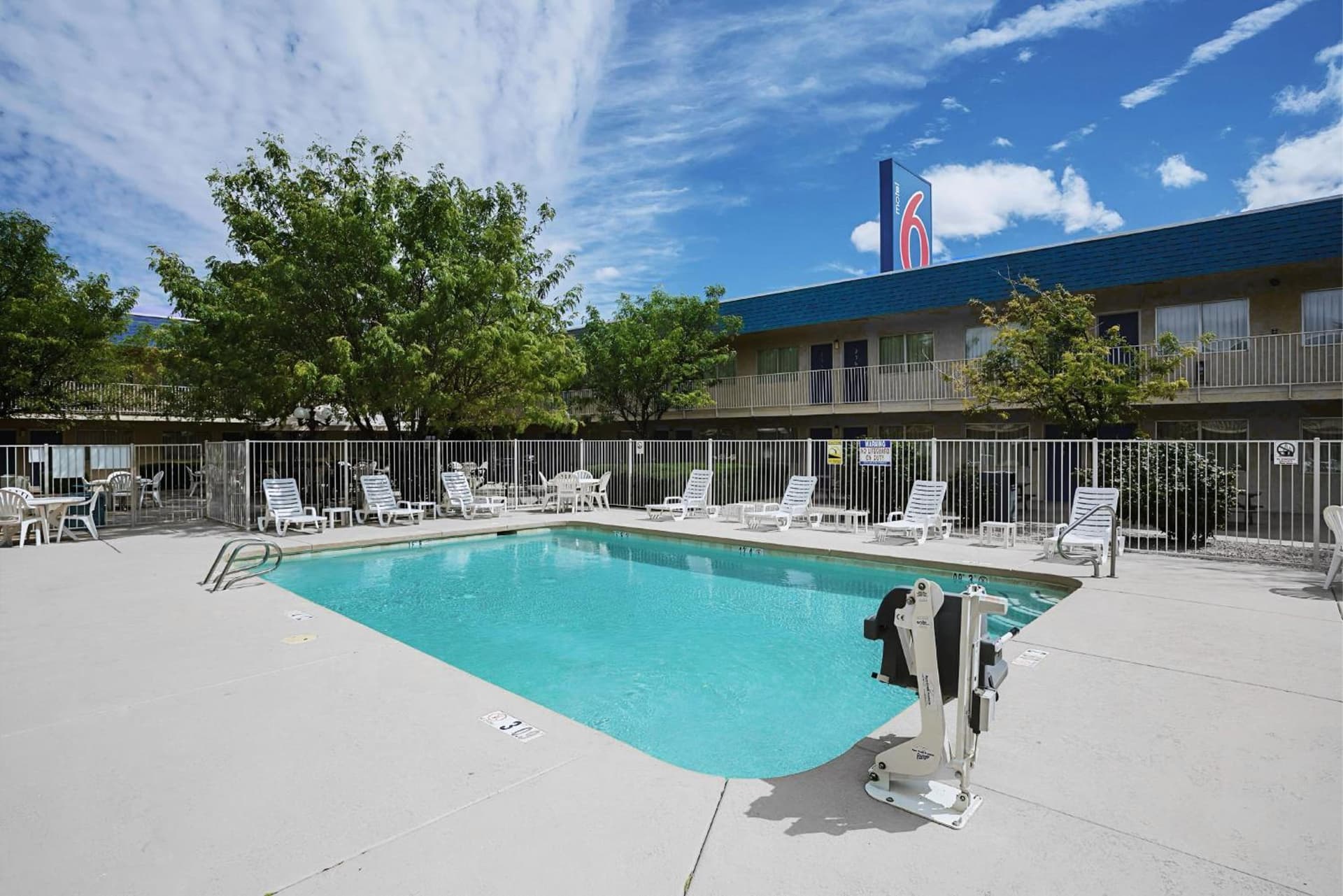 Motel 6-Holbrook, AZ interior in Holbrook, AZ — gallery photo 2