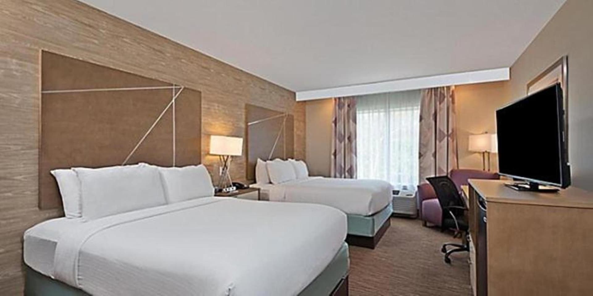 Holiday Inn Express & Suites New Cumberland by IHG property views in New Cumberland, PA — gallery photo 3