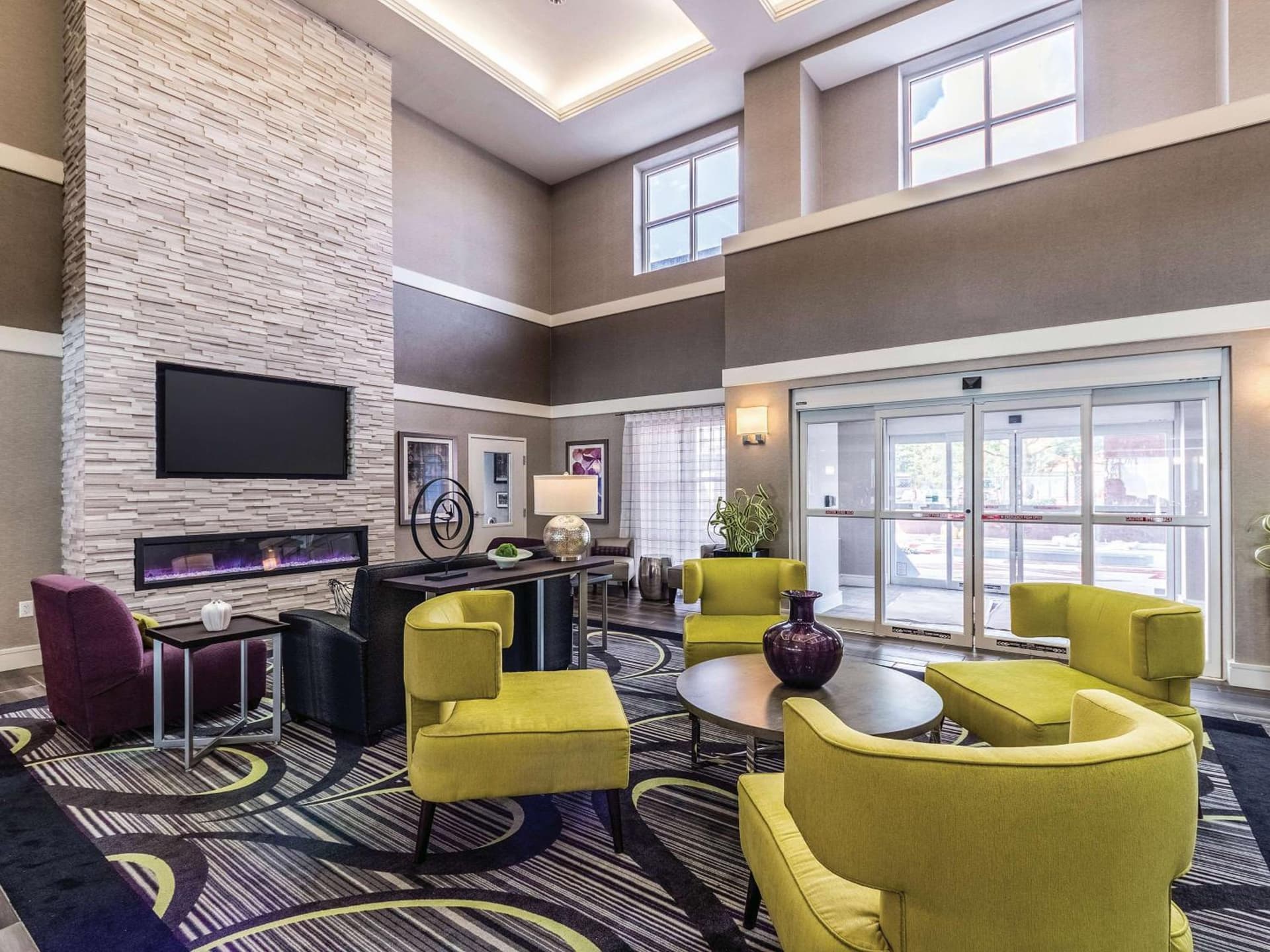 La Quinta Inn & Suites by Wyndham San Antonio Downtown gallery photo in San Antonio, TX — image 45