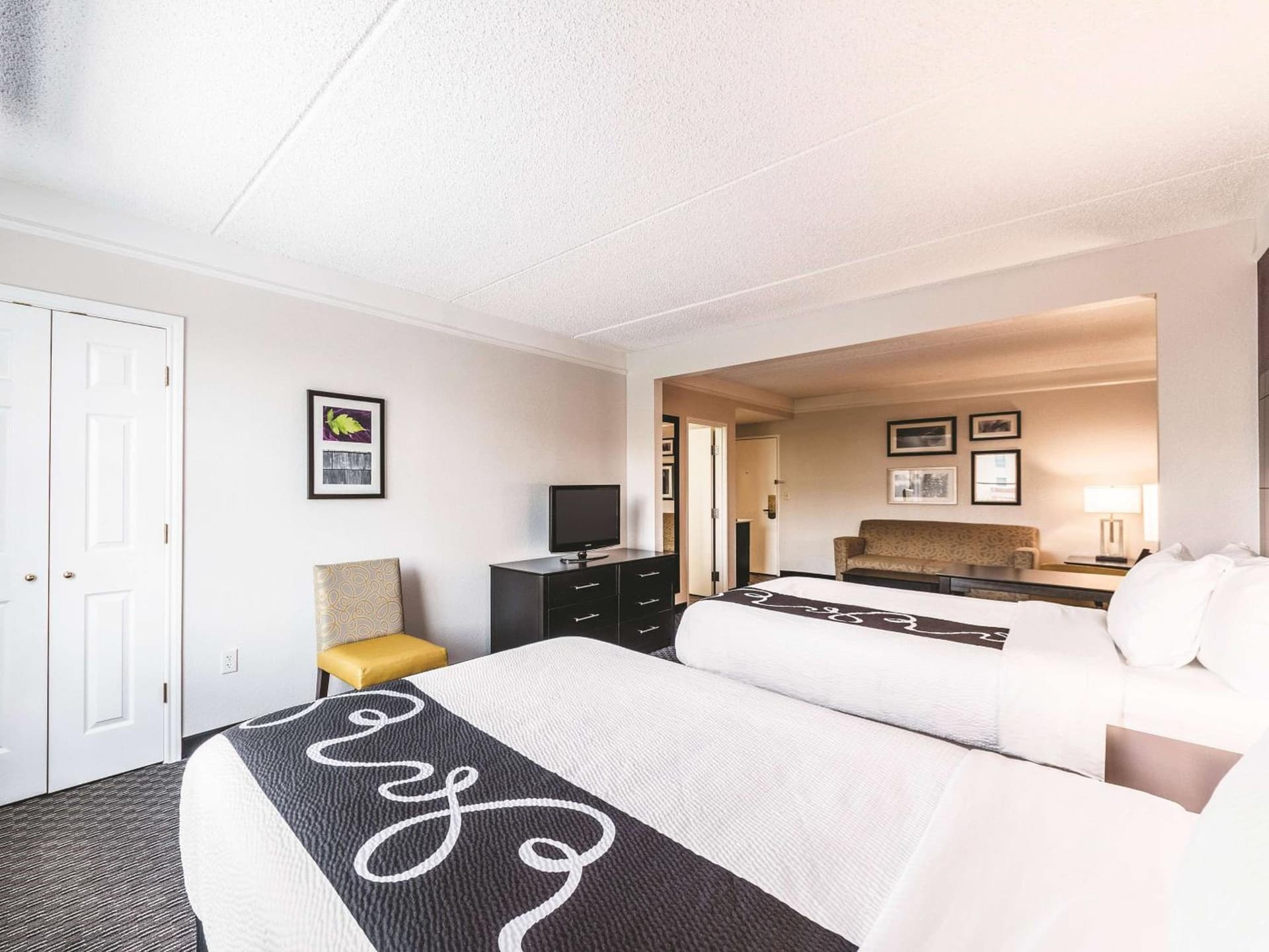 La Quinta Inn & Suites by Wyndham San Antonio Downtown gallery photo in San Antonio, TX — image 18