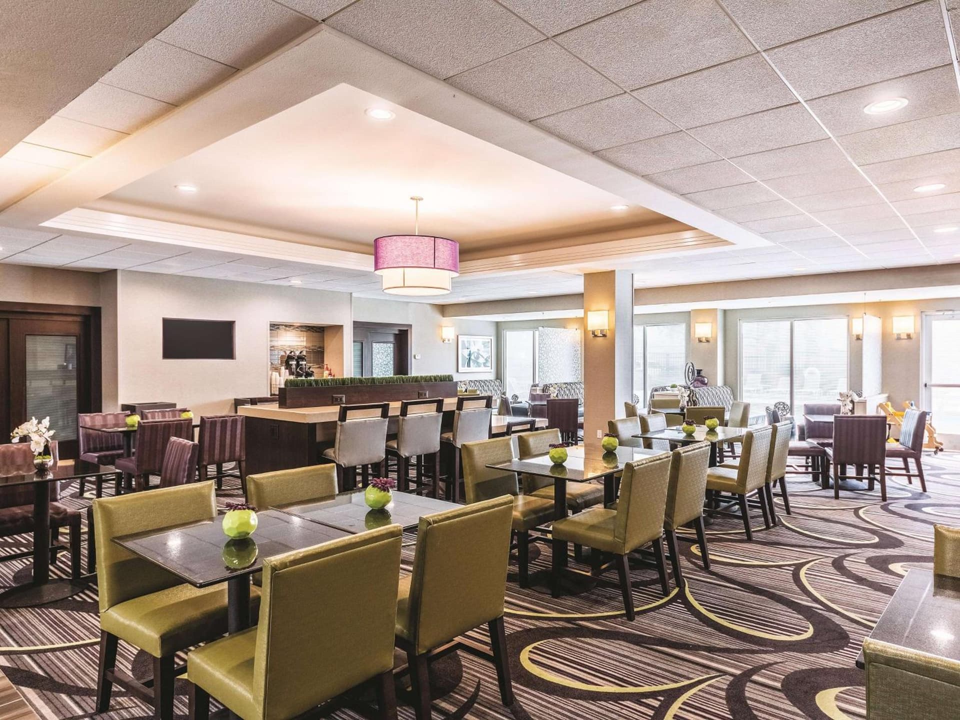 La Quinta Inn & Suites by Wyndham San Antonio Downtown gallery photo in San Antonio, TX — image 12