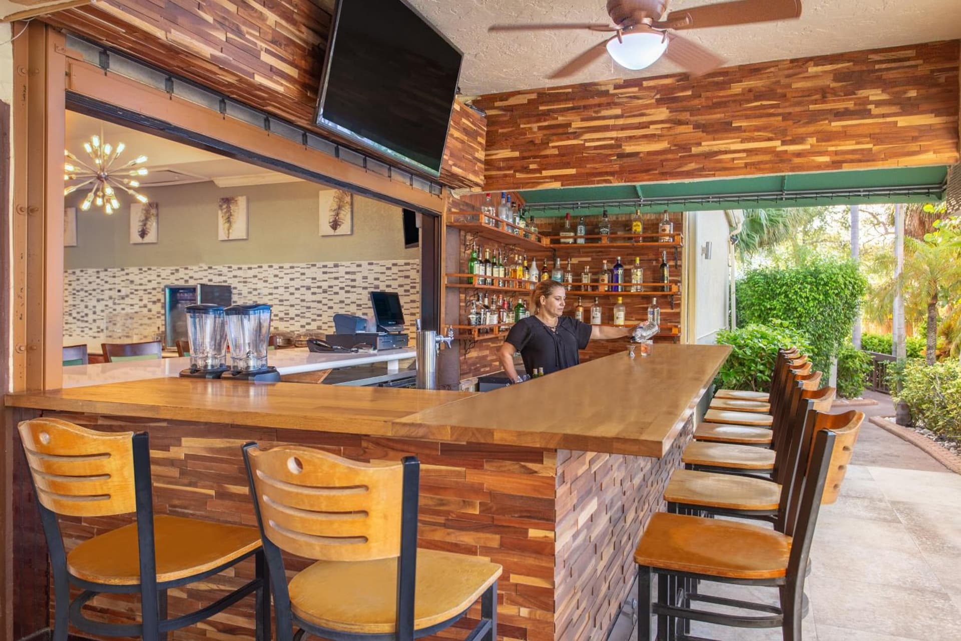 Holiday Inn & Suites Boca Raton - North gallery photo in Boca Raton, FL — image 49