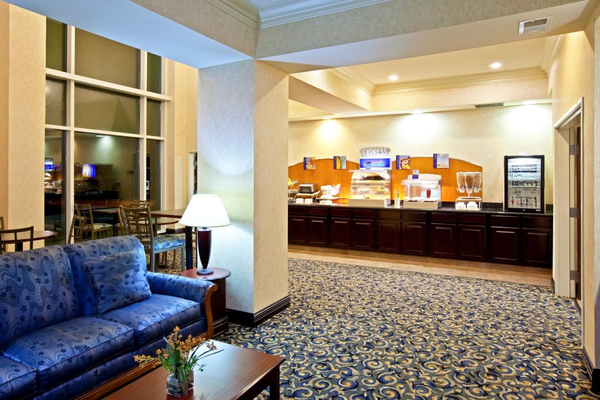 Holiday Inn Express Hotel & Suites Frankfort by IHG property views in Frankfort, KY — gallery photo 3
