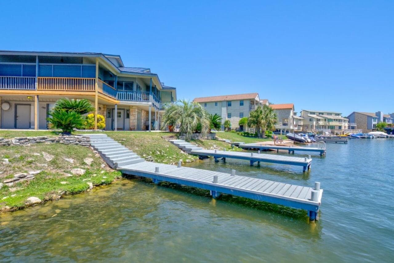 Sundowner Stay on Lake LBJ! featured exterior or lobby in Horseshoe Bay, TX — similar hotel