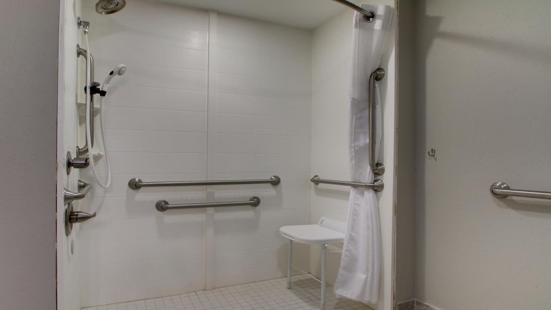 Holiday Inn Express & Suites Jackson Downtown - Coliseum by IHG gallery photo in Jackson, MS — image 32