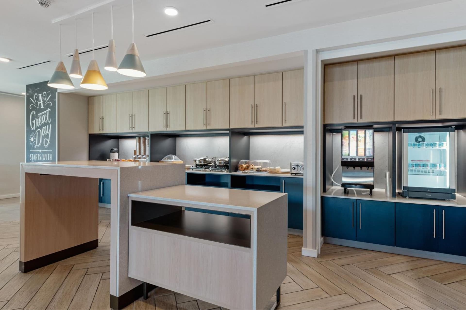 TownePlace Suites by Marriott Pueblo Downtown interior in Pueblo, CO — gallery photo 2
