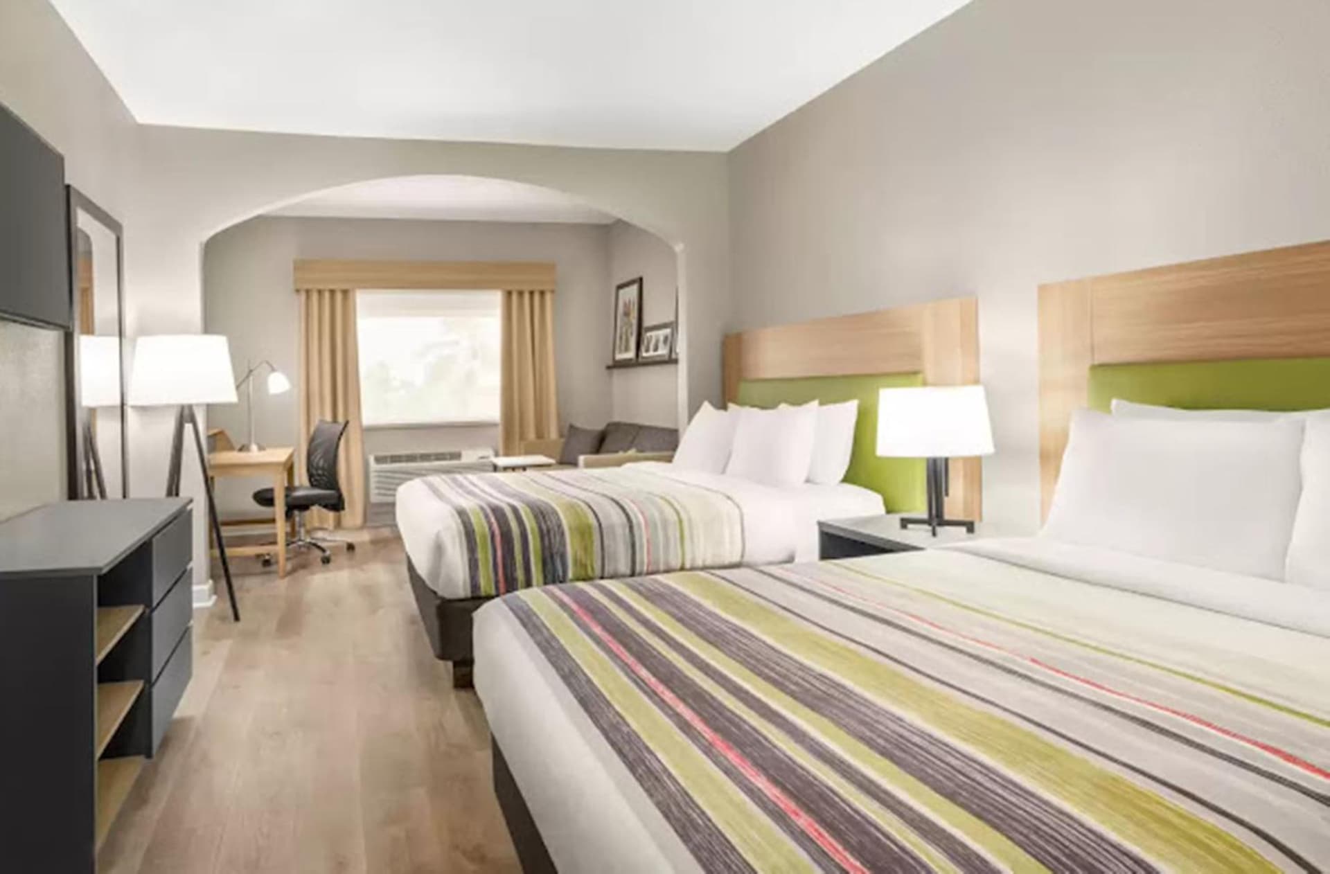 Comfort Suites Shenandoah-The Woodlands gallery photo in The Woodlands, TX — image 38