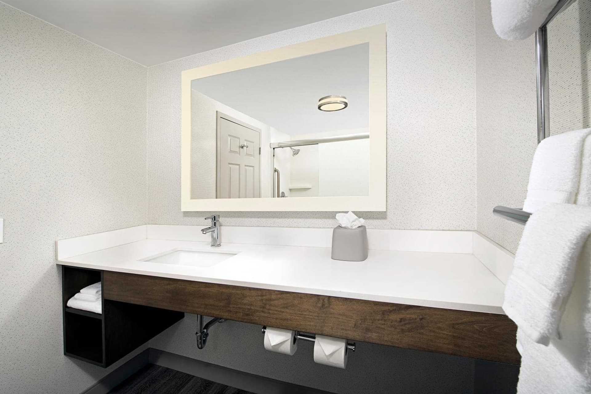 Holiday Inn Express & Suites Baltimore - BWI Airport North by IHG gallery photo in Linthicum Heights, MD — image 16